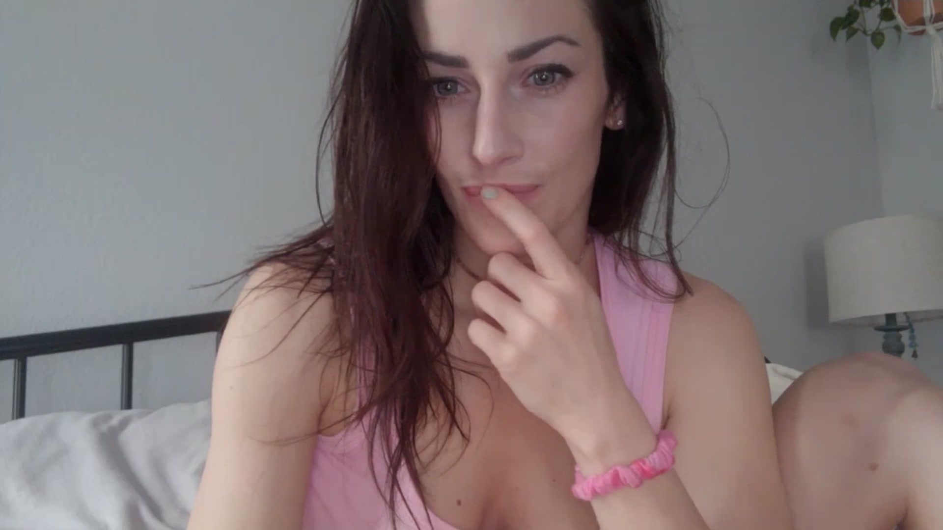Gallery image thumbnail from Siren3's myfreecams stream on, 03/28/2025, 20:22 image 10 of 20