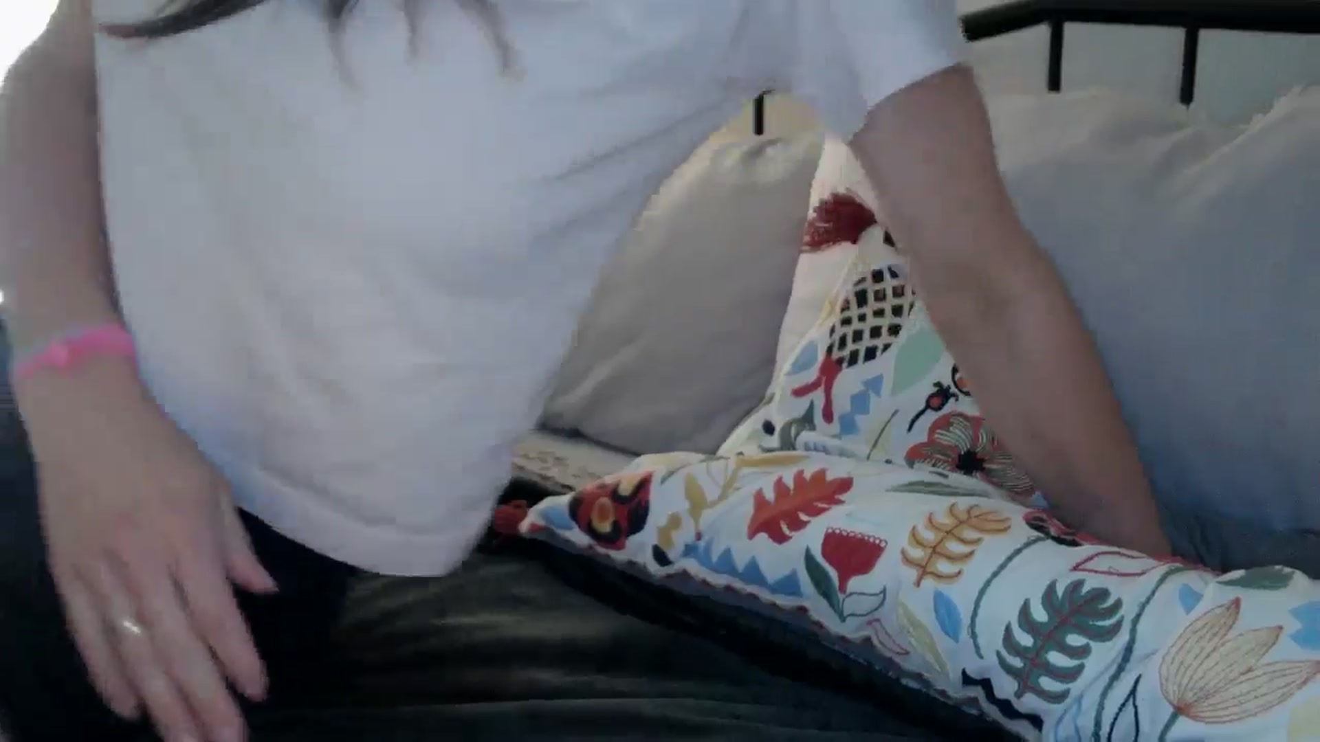 Gallery image thumbnail from Siren3's myfreecams stream on, 04/16/2025, 19:32 image 6 of 20