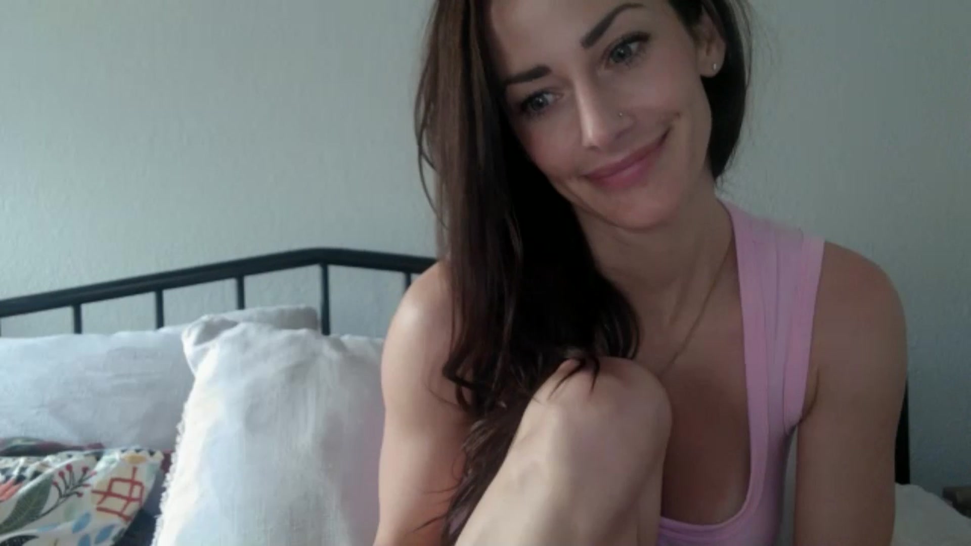 Gallery image thumbnail from Siren3's myfreecams stream on, 04/22/2025, 20:58 image 20 of 20
