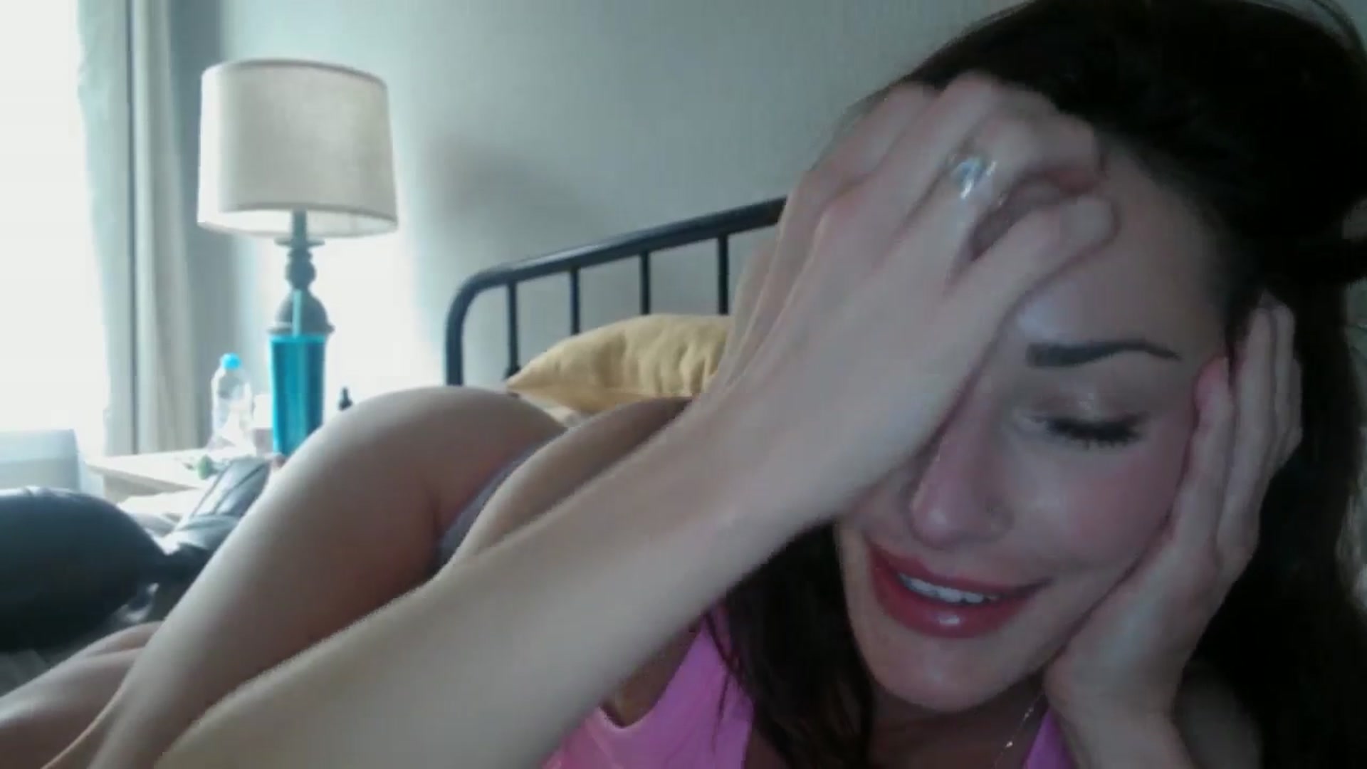 Gallery image thumbnail from Siren3's myfreecams stream on, 04/29/2025, 17:55 image 3 of 20