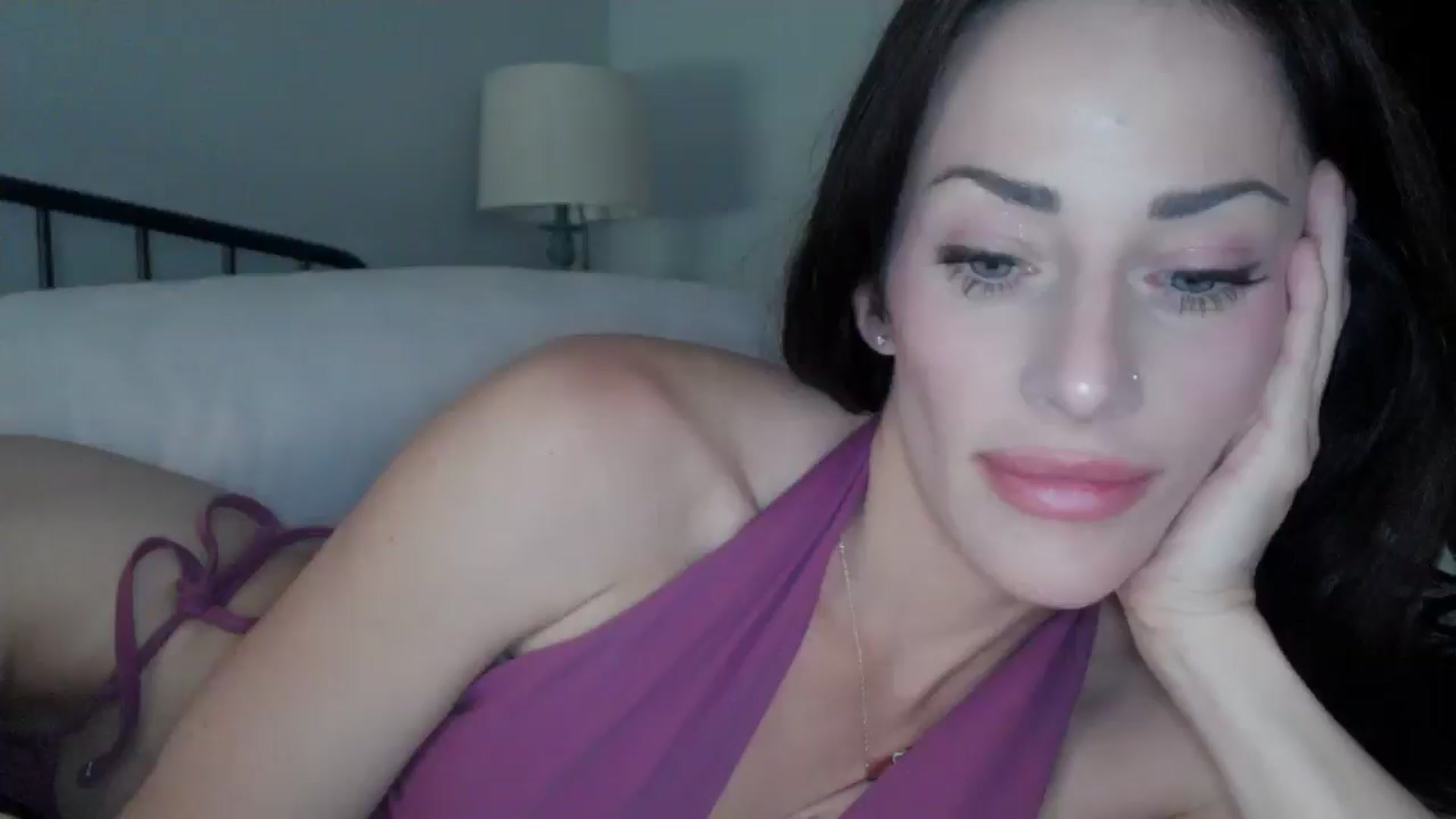 Gallery image thumbnail from Siren3's myfreecams stream on, 05/13/2025, 18:49 image 19 of 20