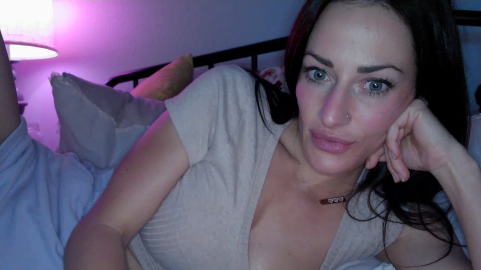 Gallery image thumbnail from Siren3's myfreecams stream on, 05/16/2025, 05:52 image 14 of 20