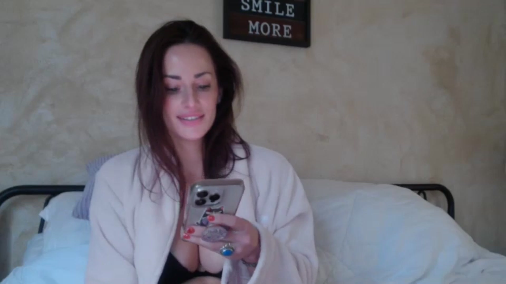 Gallery image thumbnail from Siren3's myfreecams stream on, 11/18/2025, 18:30 image 14 of 20