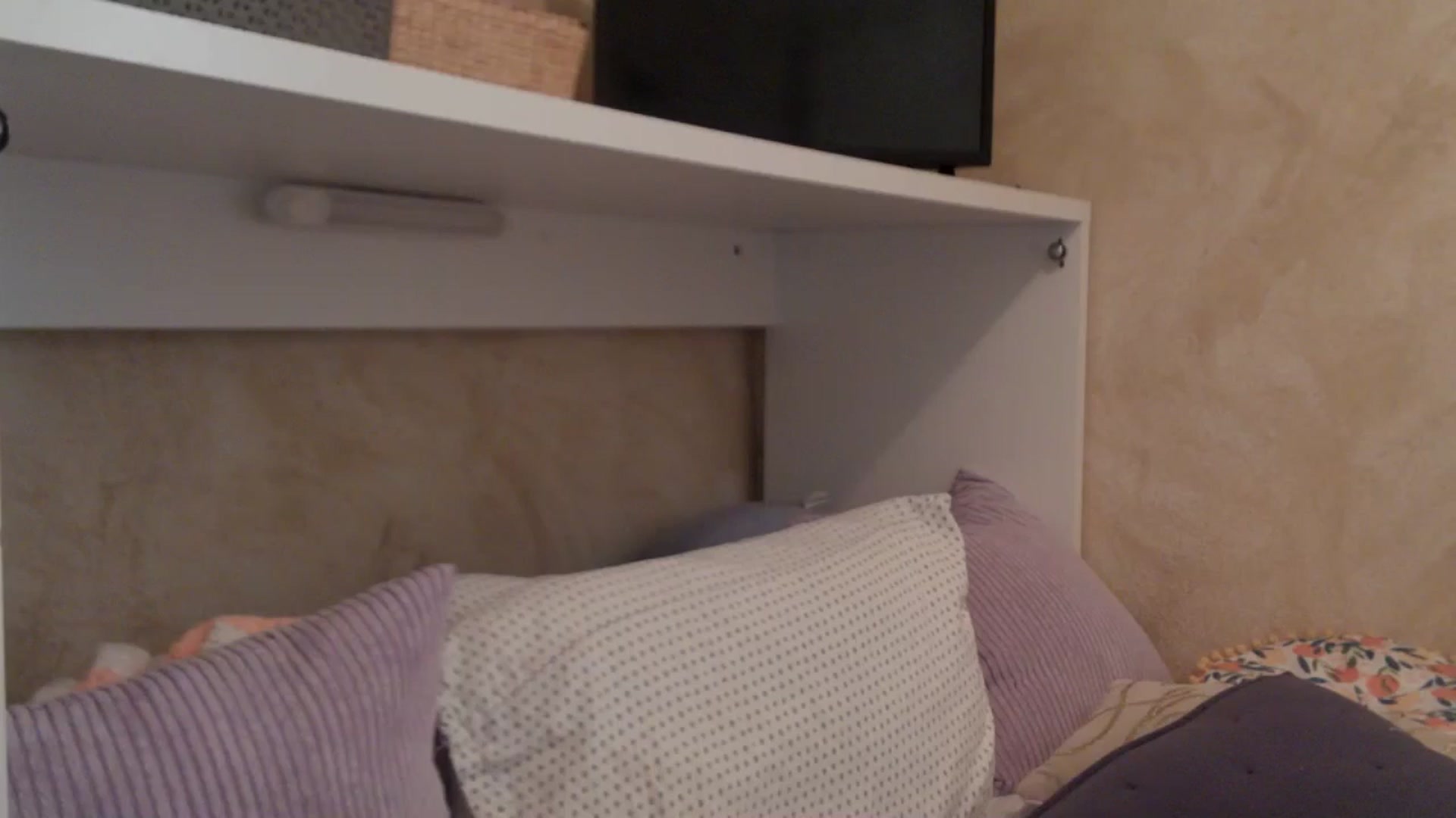 Gallery image thumbnail from Siren3's myfreecams stream on, 01/08/2026, 17:28 image 15 of 20