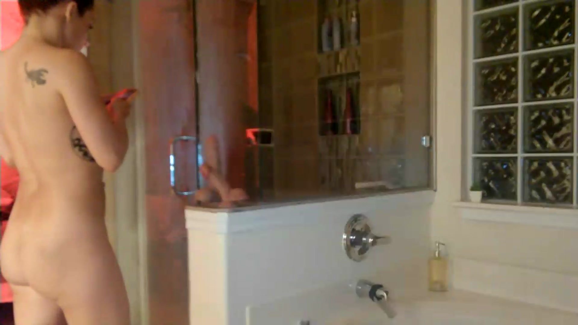 Gallery image thumbnail from Siren3's myfreecams stream on, 06/19/2026, 05:22 image 2 of 20