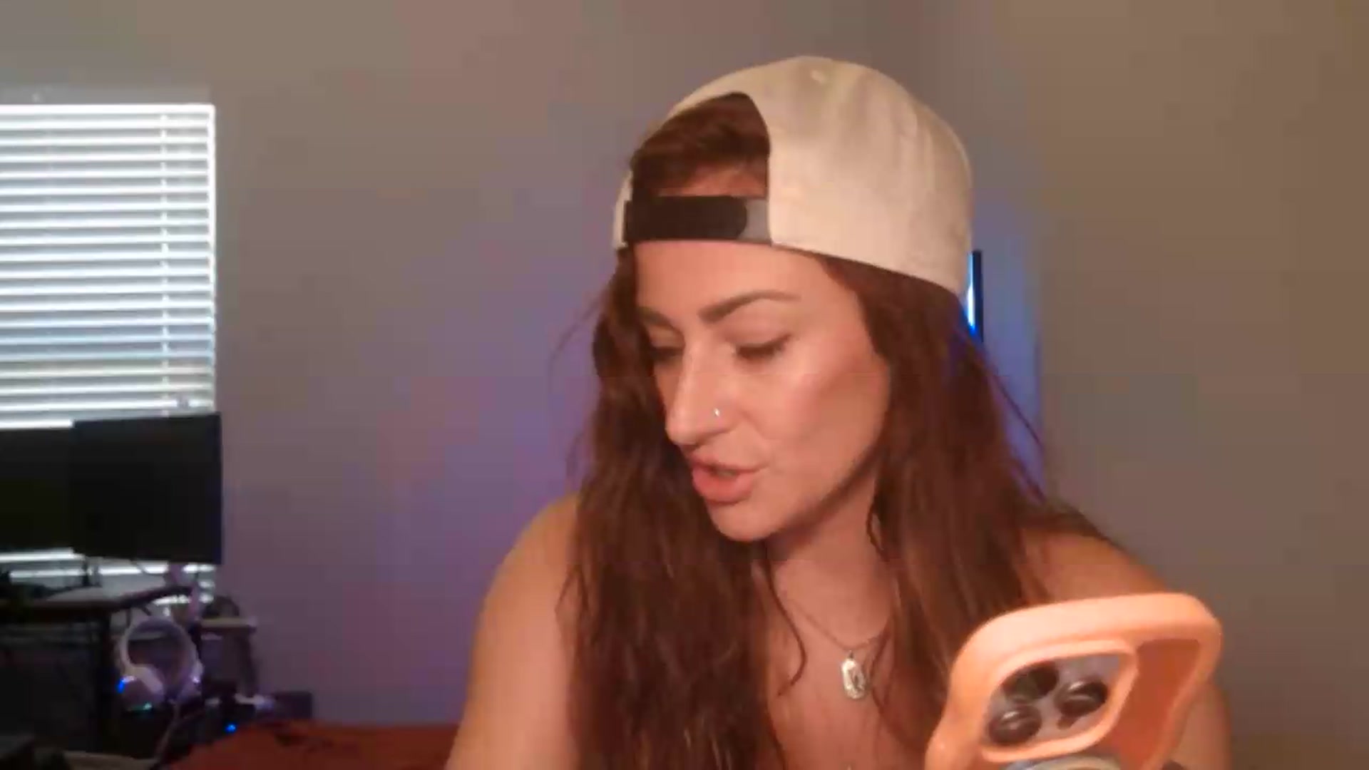 Gallery image thumbnail from Siren3's myfreecams stream on, 07/07/2026, 18:04 image 12 of 20