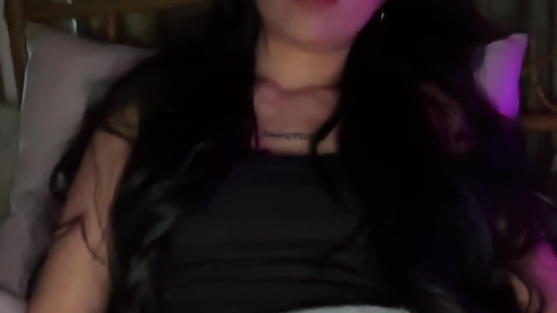 Gallery image thumbnail from SirenRain's myfreecams stream on, 01/29/2026, 16:27 image 12 of 20