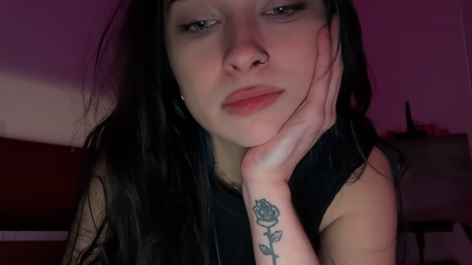 Gallery image thumbnail from SirenRain's myfreecams stream on, 02/02/2026, 03:00 image 7 of 20