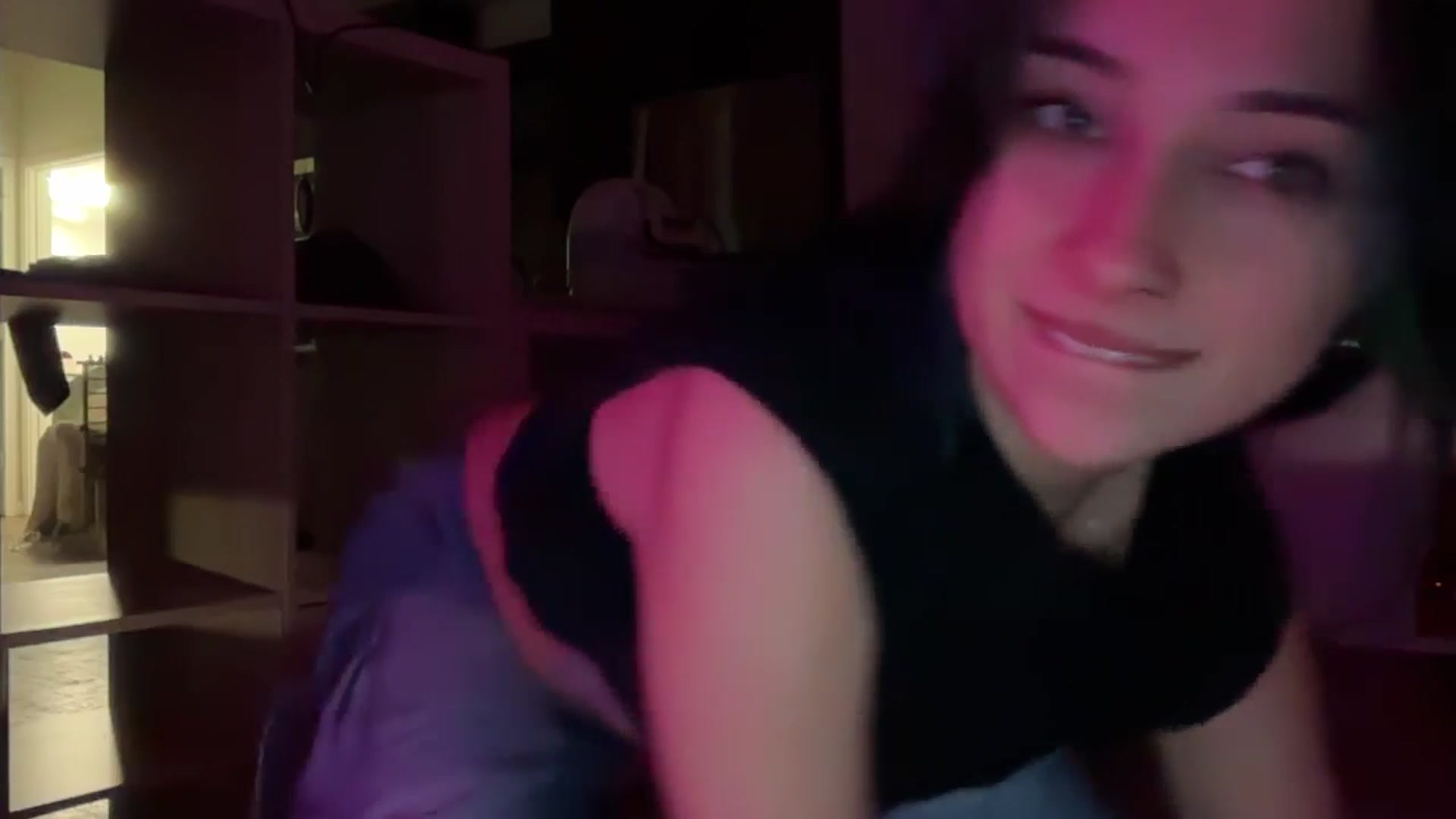 Gallery image thumbnail from SirenRain's myfreecams stream on, 02/02/2026, 03:00 image 20 of 20