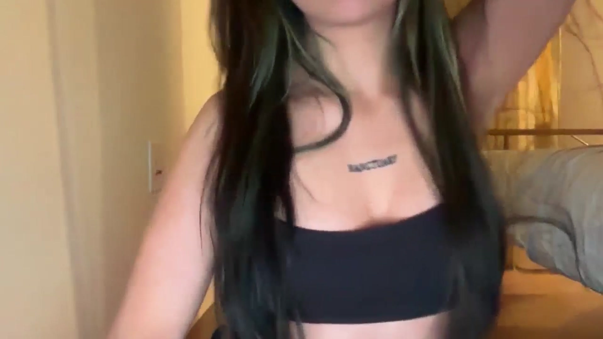 Gallery image thumbnail from SirenRain's myfreecams stream on, 04/11/2026, 13:47 image 11 of 20