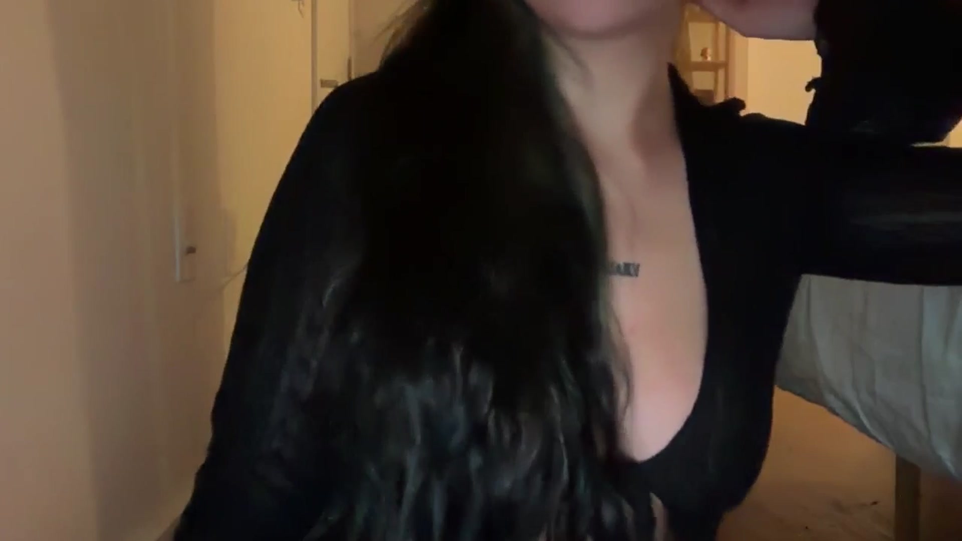 Gallery image thumbnail from SirenRain's myfreecams stream on, 04/13/2026, 14:25 image 13 of 20