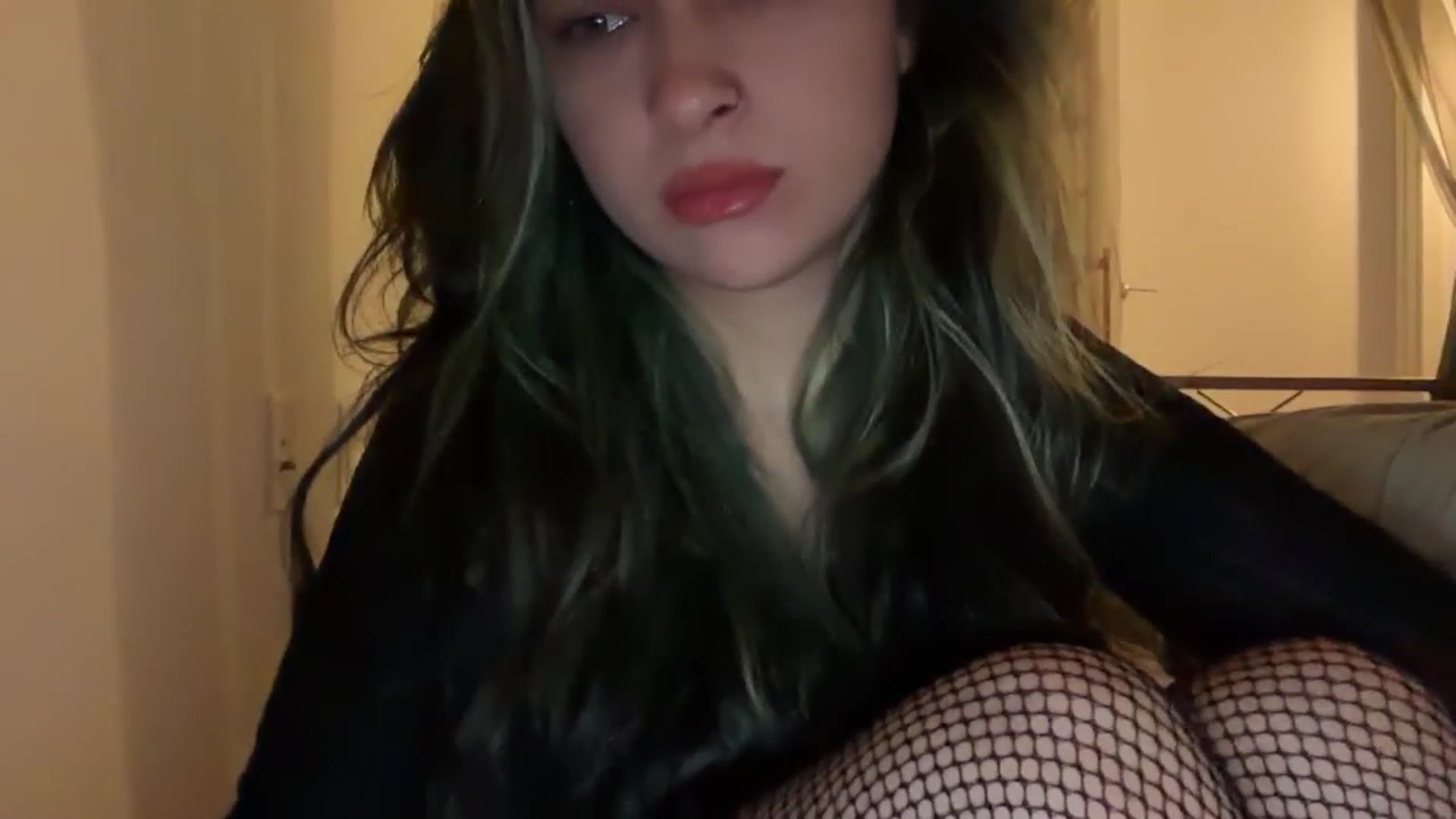 Gallery image thumbnail from SirenRain's myfreecams stream on, 04/13/2026, 14:25 image 2 of 20
