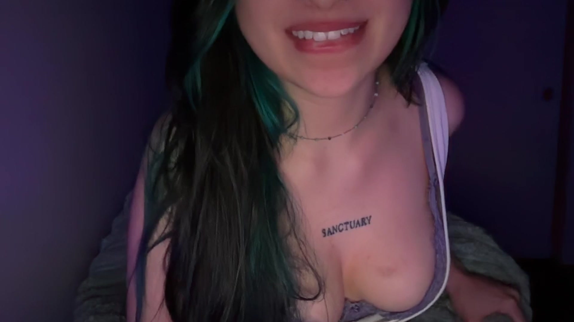 Gallery image thumbnail from SirenRain's myfreecams stream on, 04/25/2026, 07:44 image 18 of 20