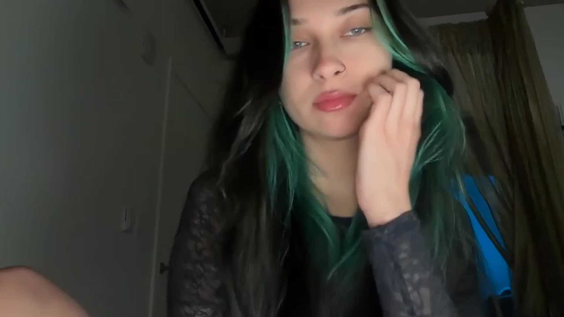 Gallery image thumbnail from SirenRain's myfreecams stream on, 05/06/2026, 16:22 image 1 of 20