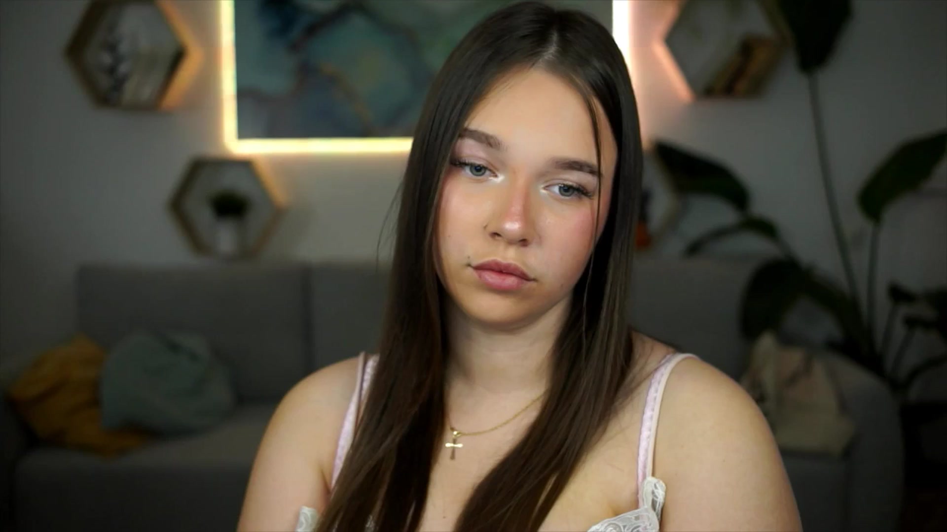 Gallery image thumbnail from Sisii's myfreecams stream on, 04/12/2026, 20:16 image 6 of 20