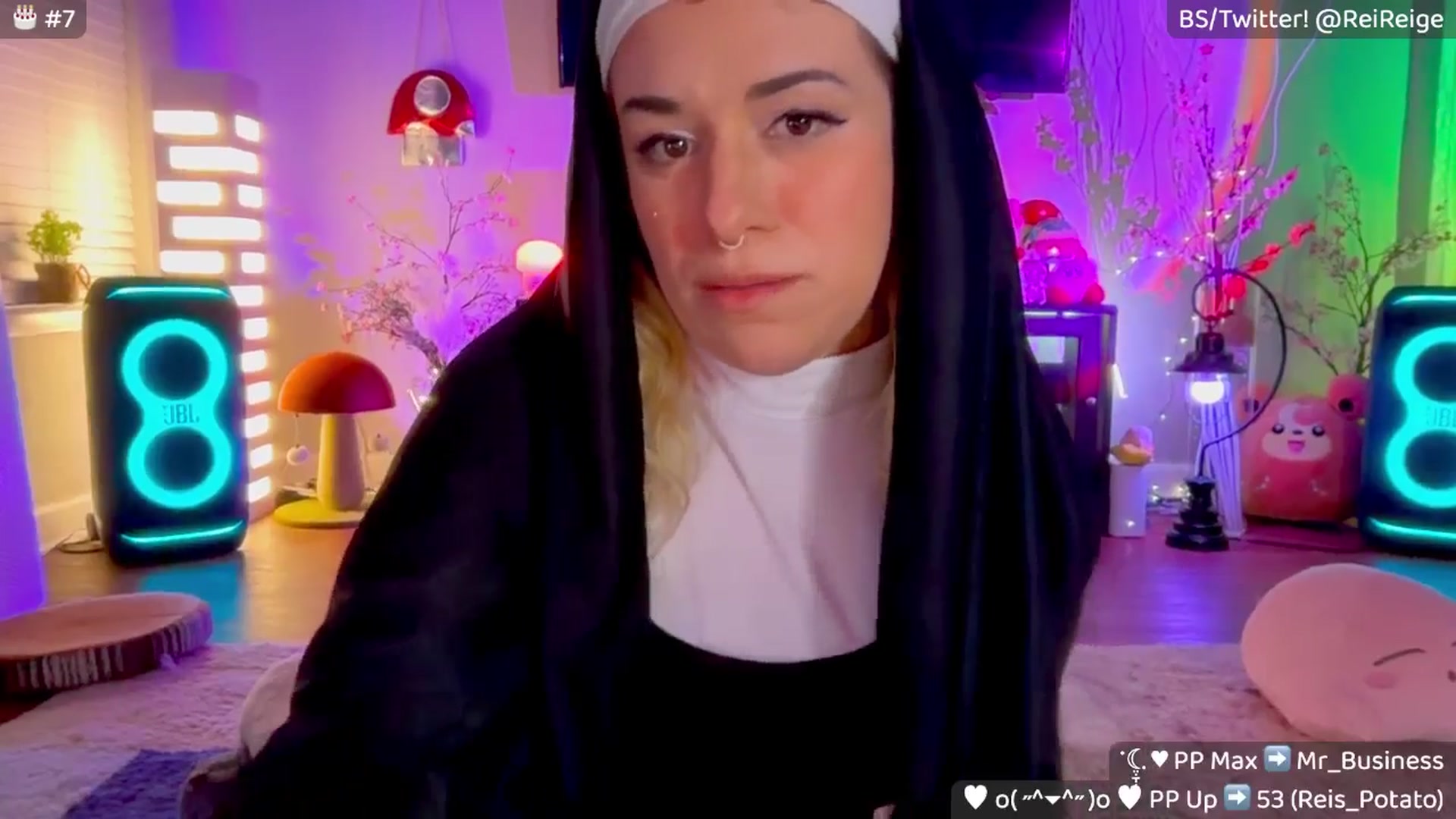 Gallery image thumbnail from SisterReige's myfreecams stream on, 11/03/2025, 13:16 image 4 of 20