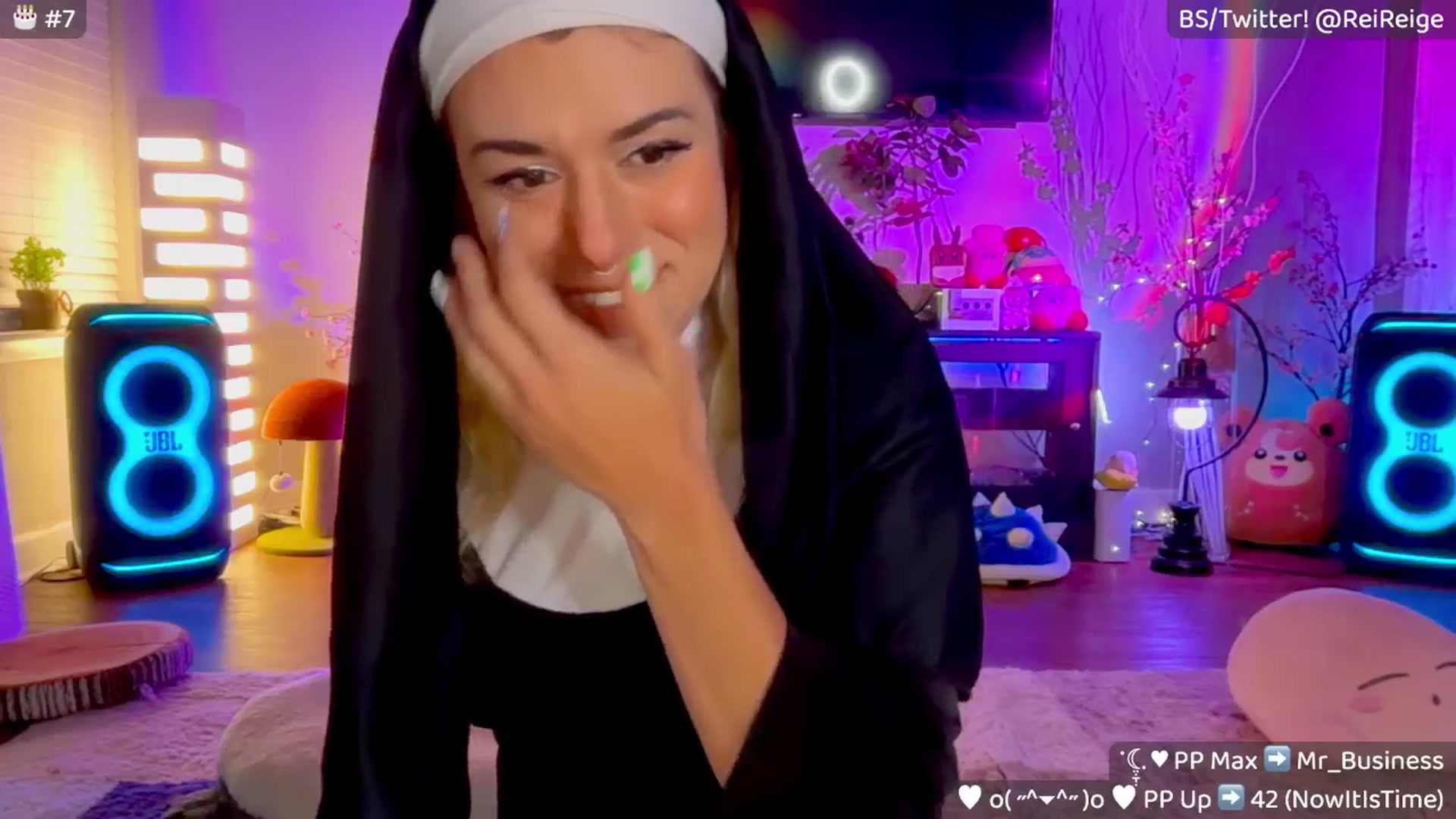 Gallery image thumbnail from SisterReige's myfreecams stream on, 11/03/2025, 13:16 image 3 of 20