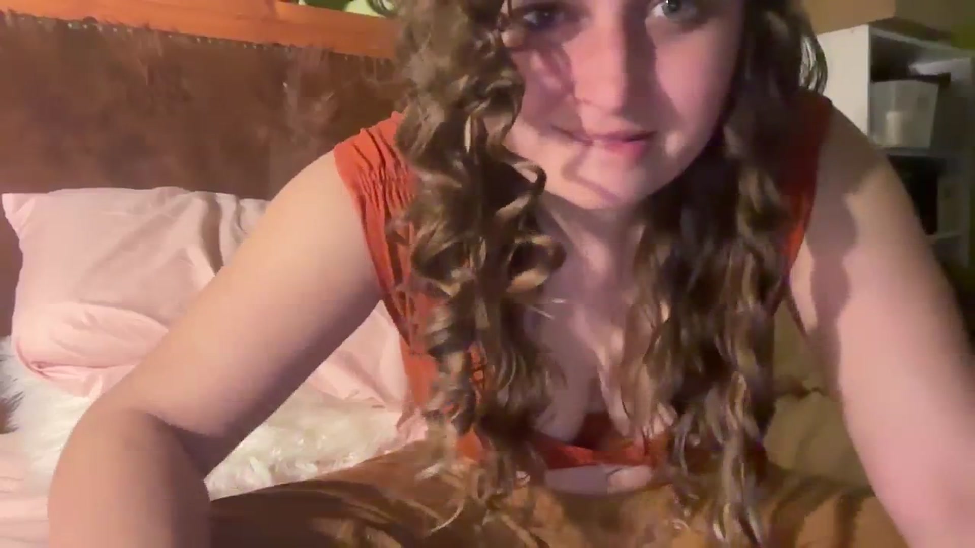 Gallery image thumbnail from Sixsigmababy's myfreecams stream on, 01/02/2024, 09:10 image 4 of 20