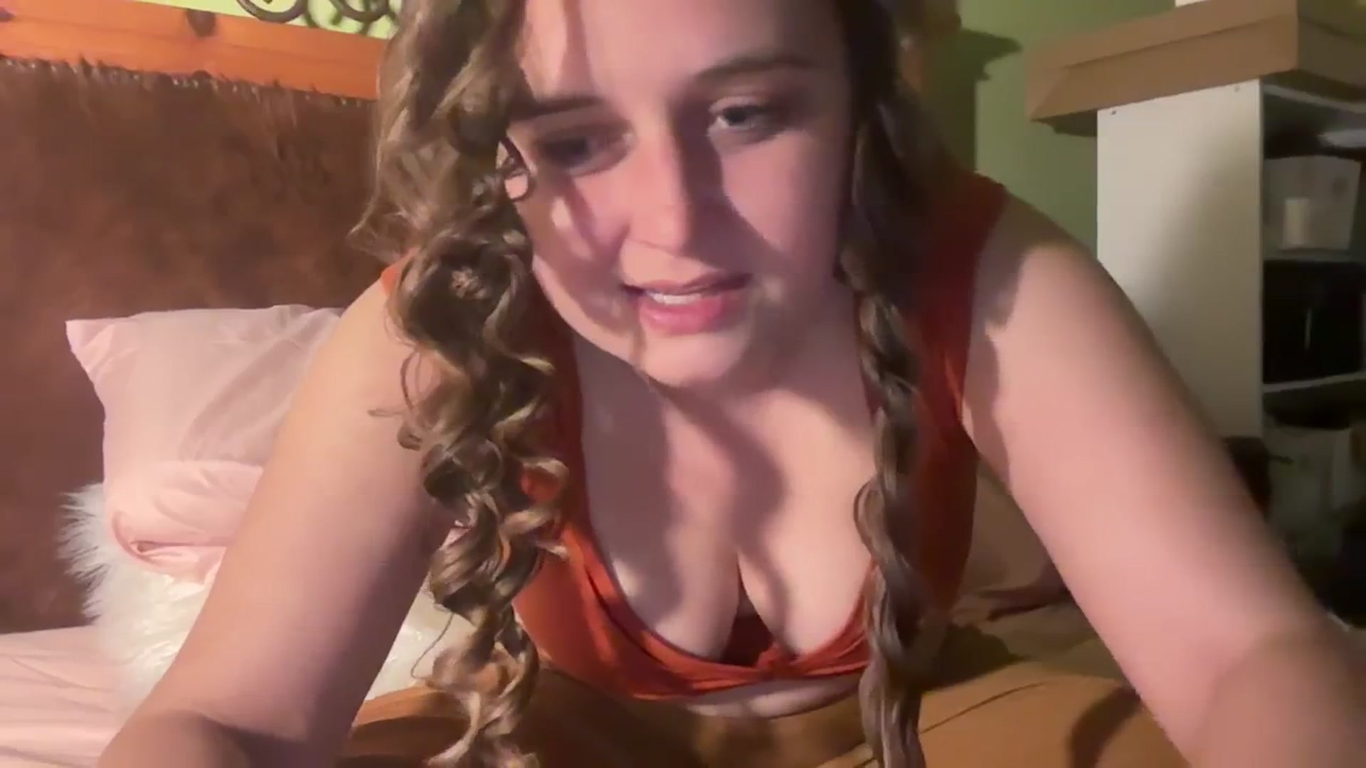 Gallery image thumbnail from Sixsigmababy's myfreecams stream on, 01/02/2024, 09:10 image 9 of 20