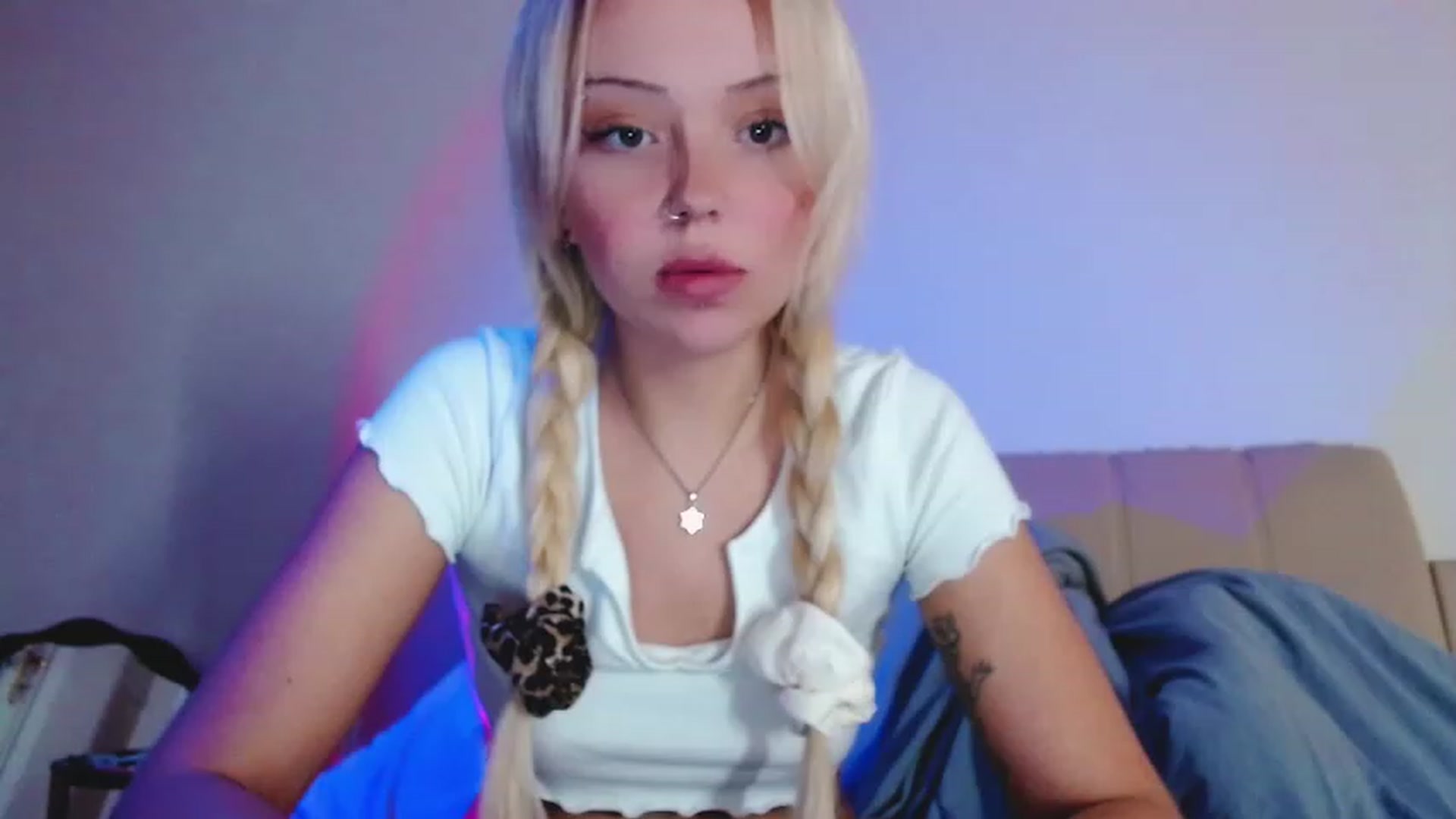 Gallery image thumbnail from Sk8Gurl420's myfreecams stream on, 12/02/2022, 13:17 image 1 of 20