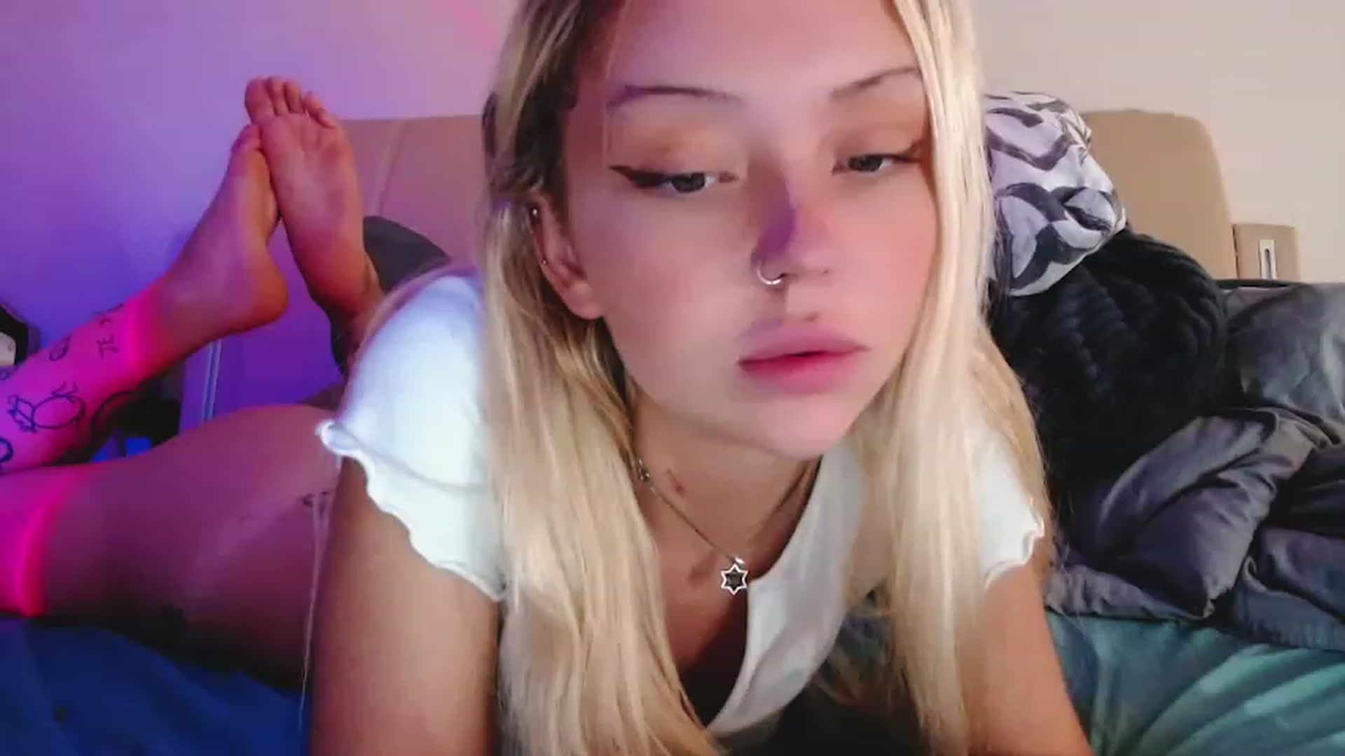 Gallery image thumbnail from Sk8Gurl420's myfreecams stream on, 12/09/2022, 07:50 image 20 of 20