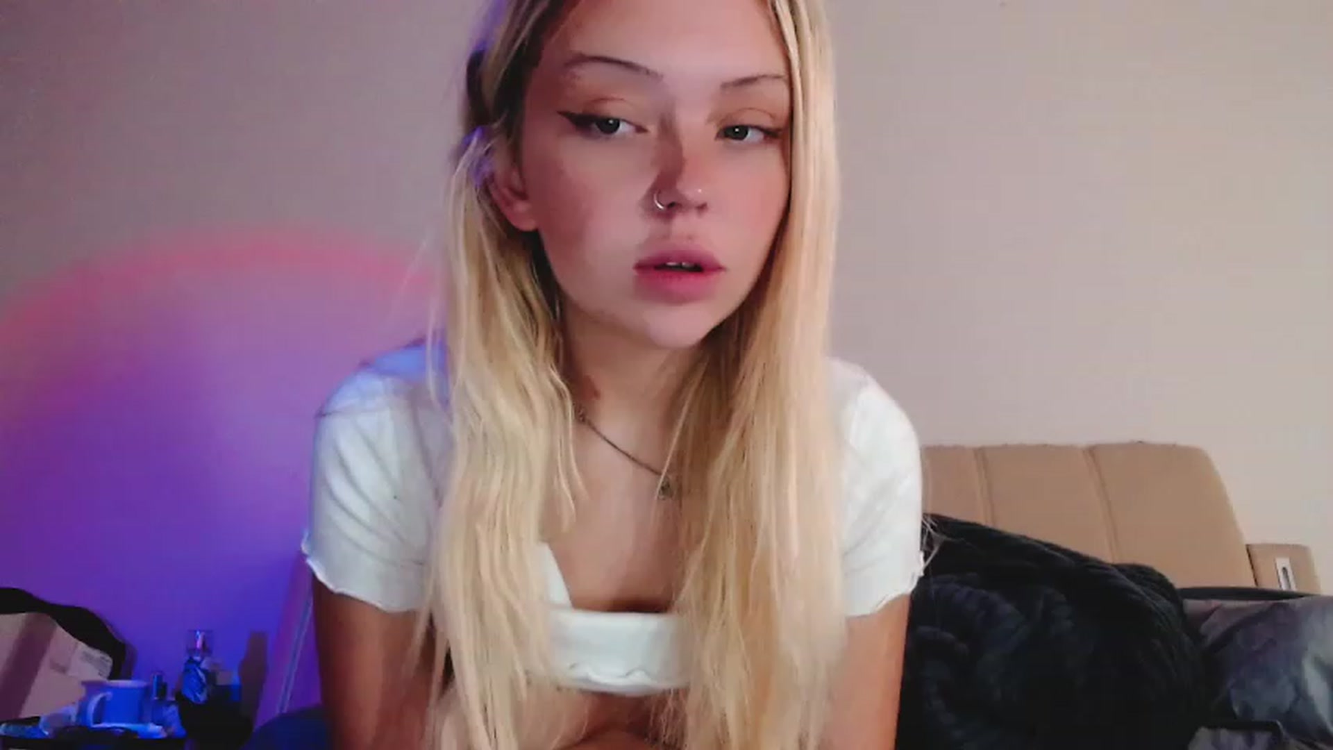 Gallery image thumbnail from Sk8Gurl420's myfreecams stream on, 12/09/2022, 07:50 image 3 of 20