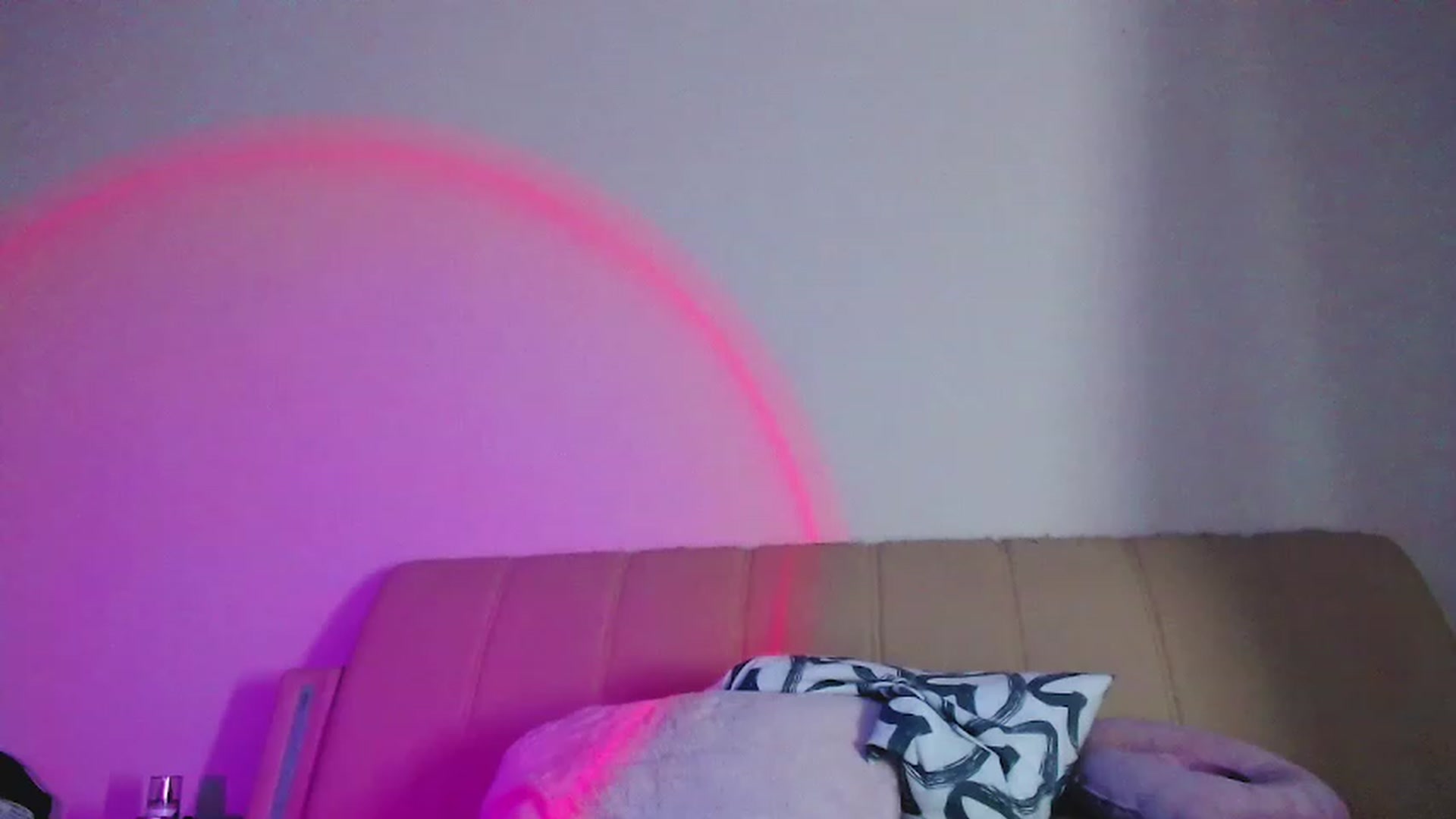Gallery image thumbnail from Sk8Gurl420's myfreecams stream on, 12/11/2022, 20:42 image 11 of 20