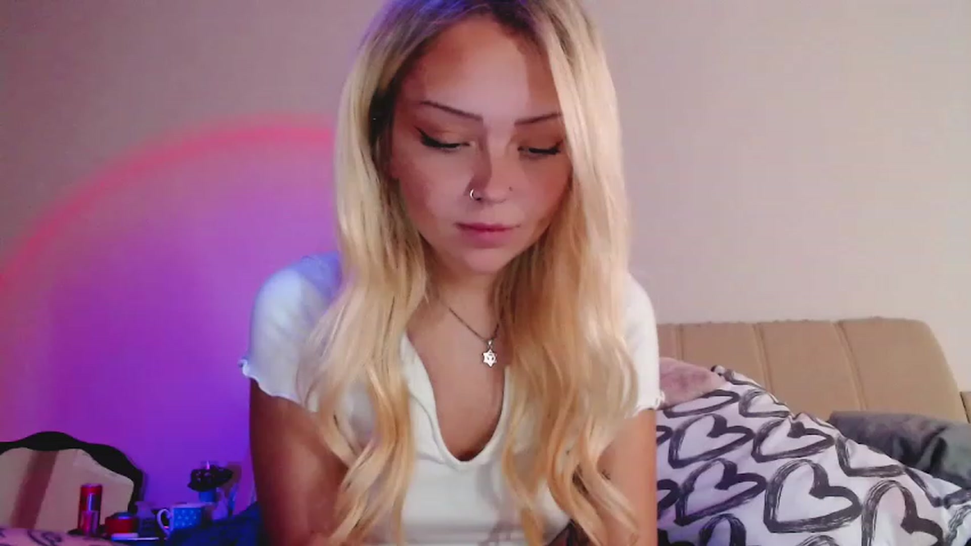 Gallery image thumbnail from Sk8Gurl420's myfreecams stream on, 12/15/2022, 07:43 image 10 of 20