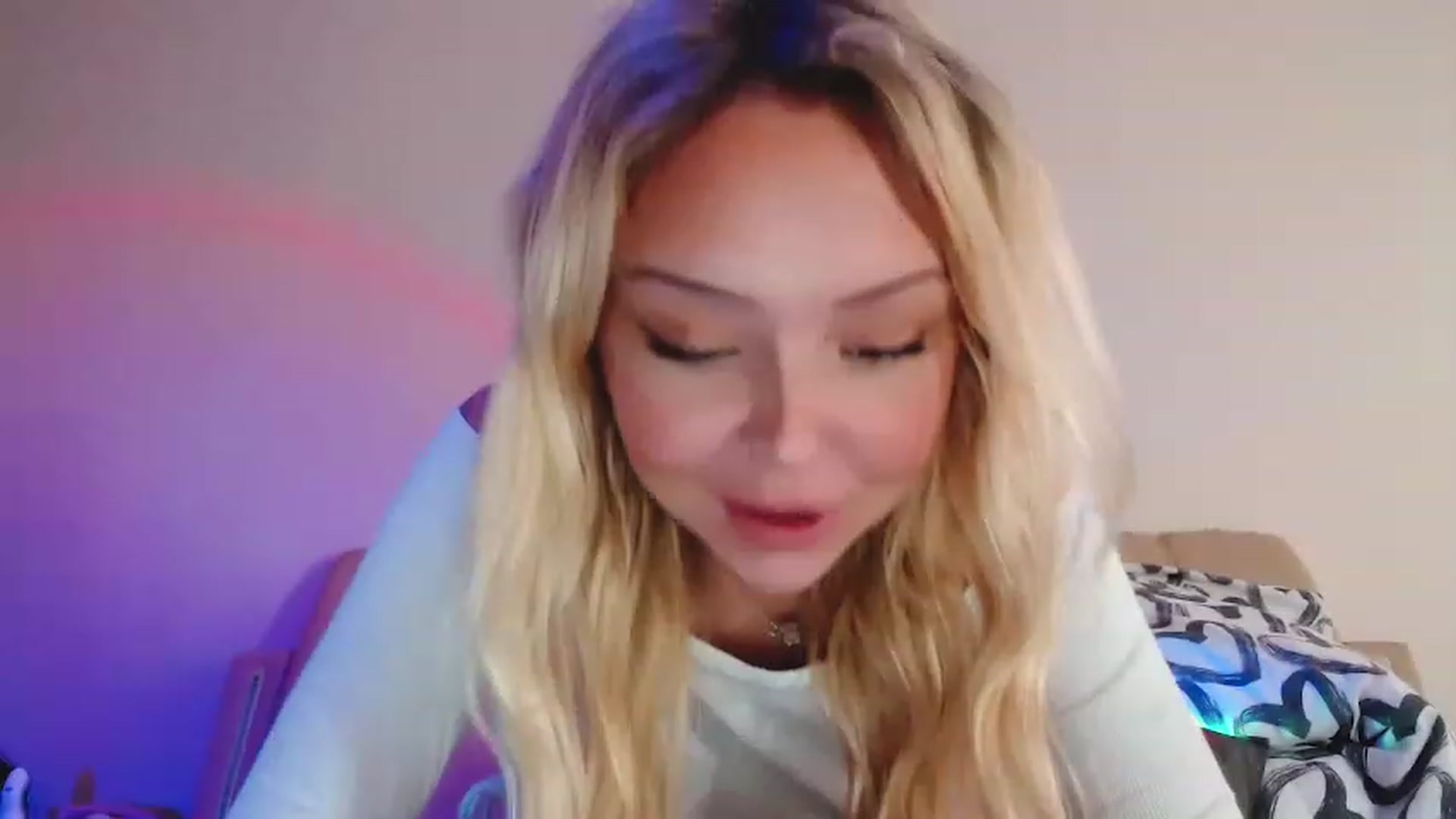 Gallery image thumbnail from Sk8Gurl420's myfreecams stream on, 12/30/2022, 06:53 image 18 of 20