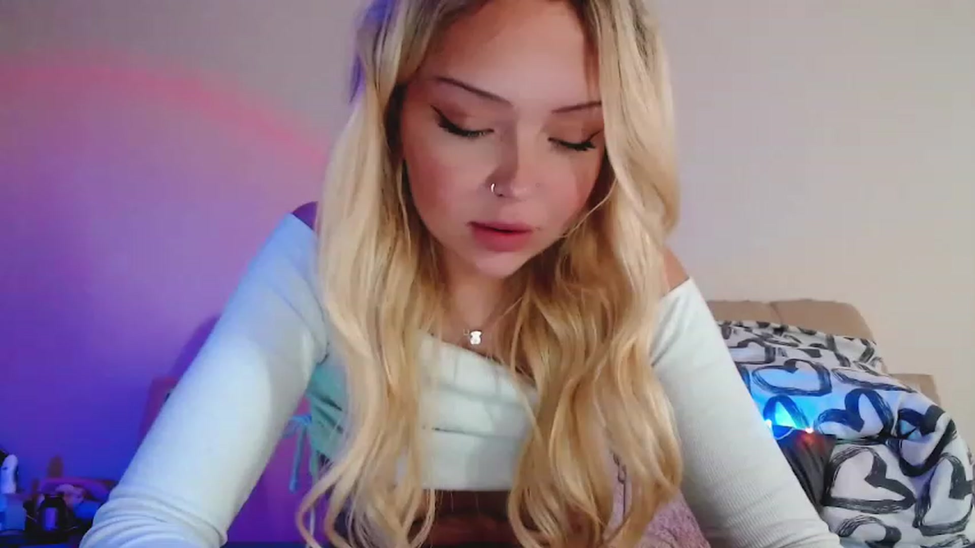 Gallery image thumbnail from Sk8Gurl420's myfreecams stream on, 12/30/2022, 06:53 image 15 of 20
