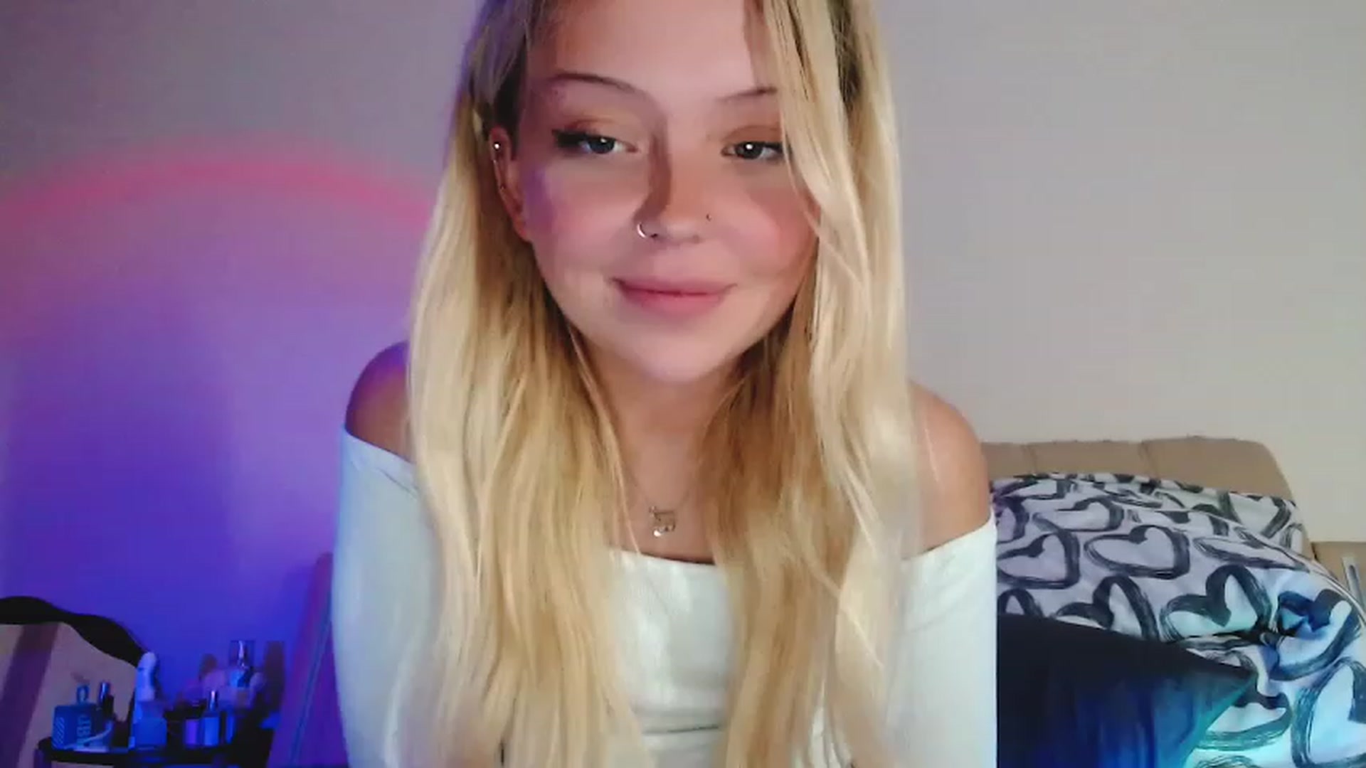 Gallery image thumbnail from Sk8Gurl420's myfreecams stream on, 12/30/2022, 19:16 image 12 of 20