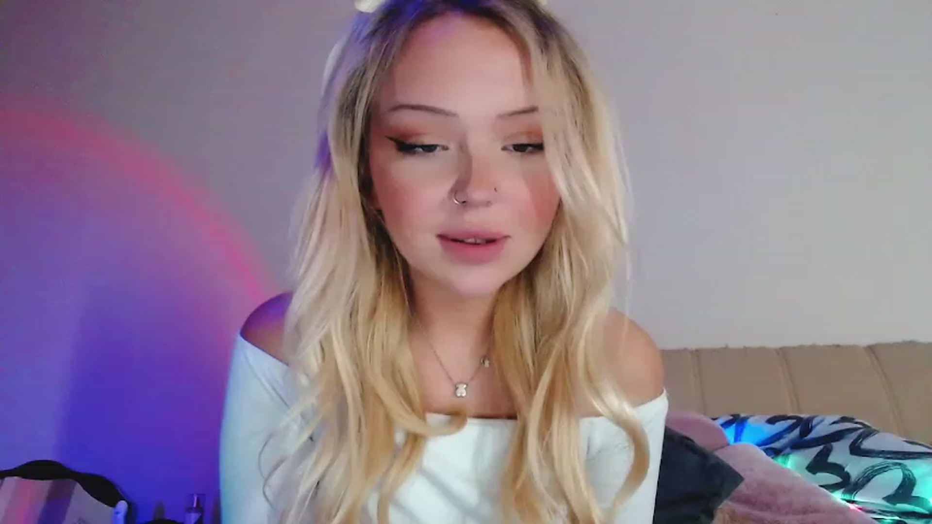 Gallery image thumbnail from Sk8Gurl420's myfreecams stream on, 12/31/2022, 14:50 image 4 of 20