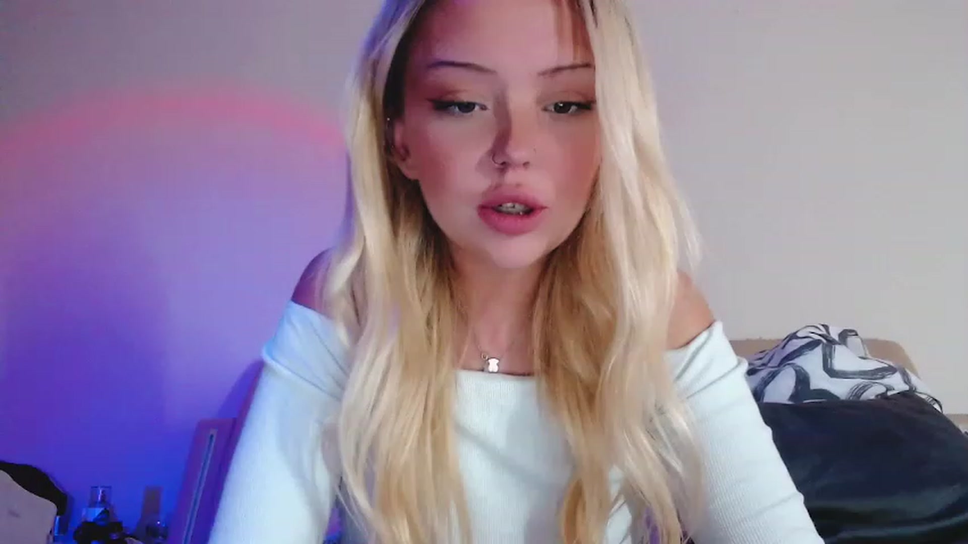 Gallery image thumbnail from Sk8Gurl420's myfreecams stream on, 01/05/2023, 06:50 image 19 of 20