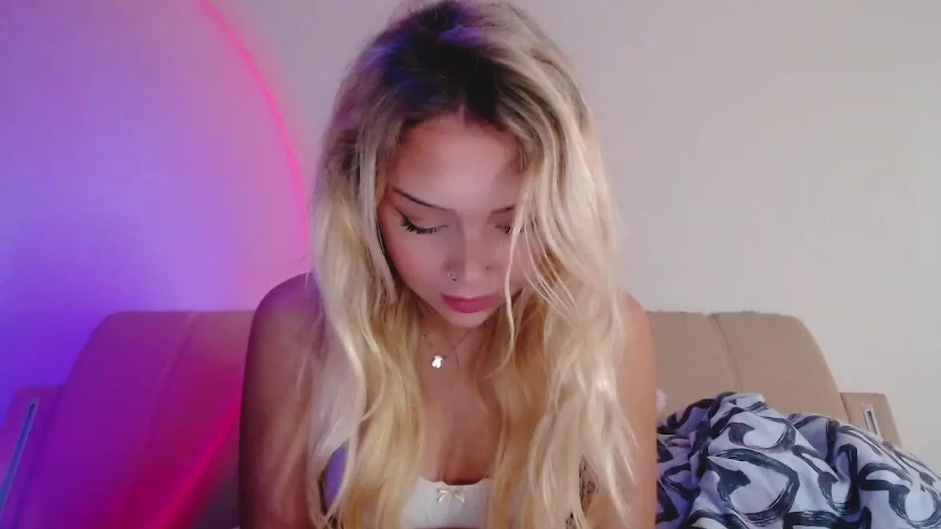 Gallery image thumbnail from Sk8Gurl420's myfreecams stream on, 01/13/2023, 07:35 image 13 of 20