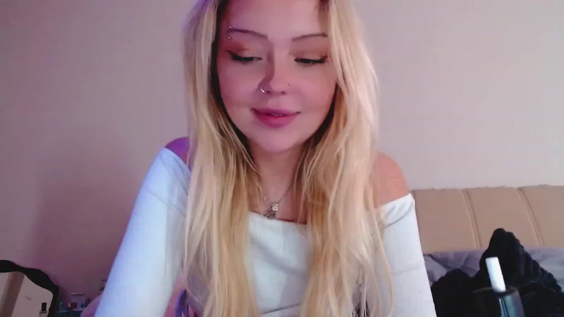 Gallery image thumbnail from Sk8Gurl420's myfreecams stream on, 01/21/2023, 12:32 image 3 of 20
