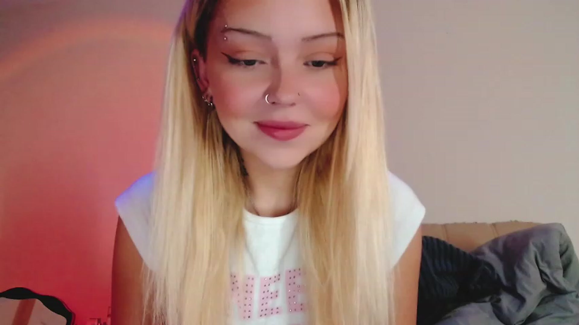 Gallery image thumbnail from Sk8Gurl420's myfreecams stream on, 01/26/2023, 06:17 image 7 of 20