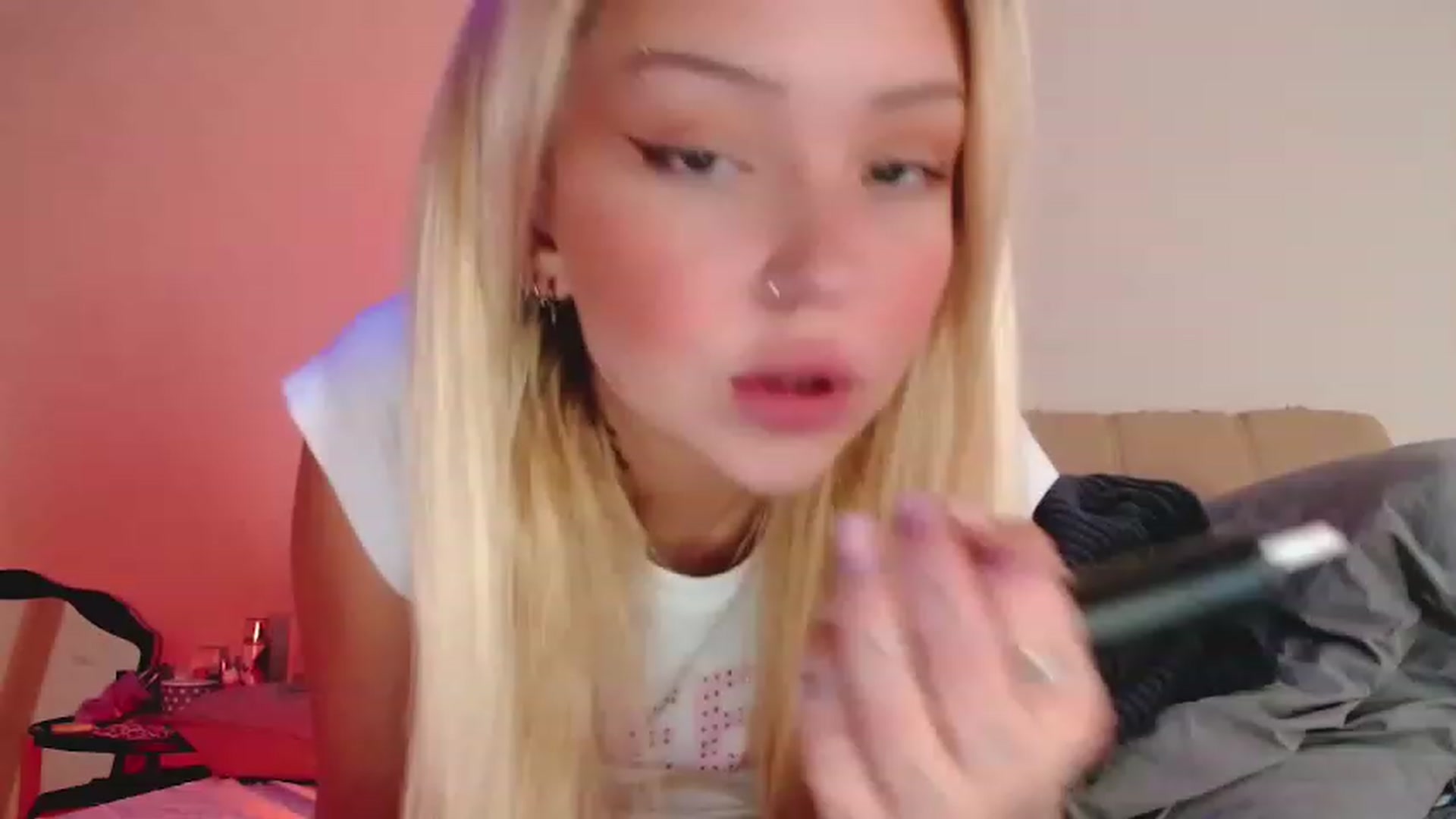 Gallery image thumbnail from Sk8Gurl420's myfreecams stream on, 01/26/2023, 06:17 image 20 of 20