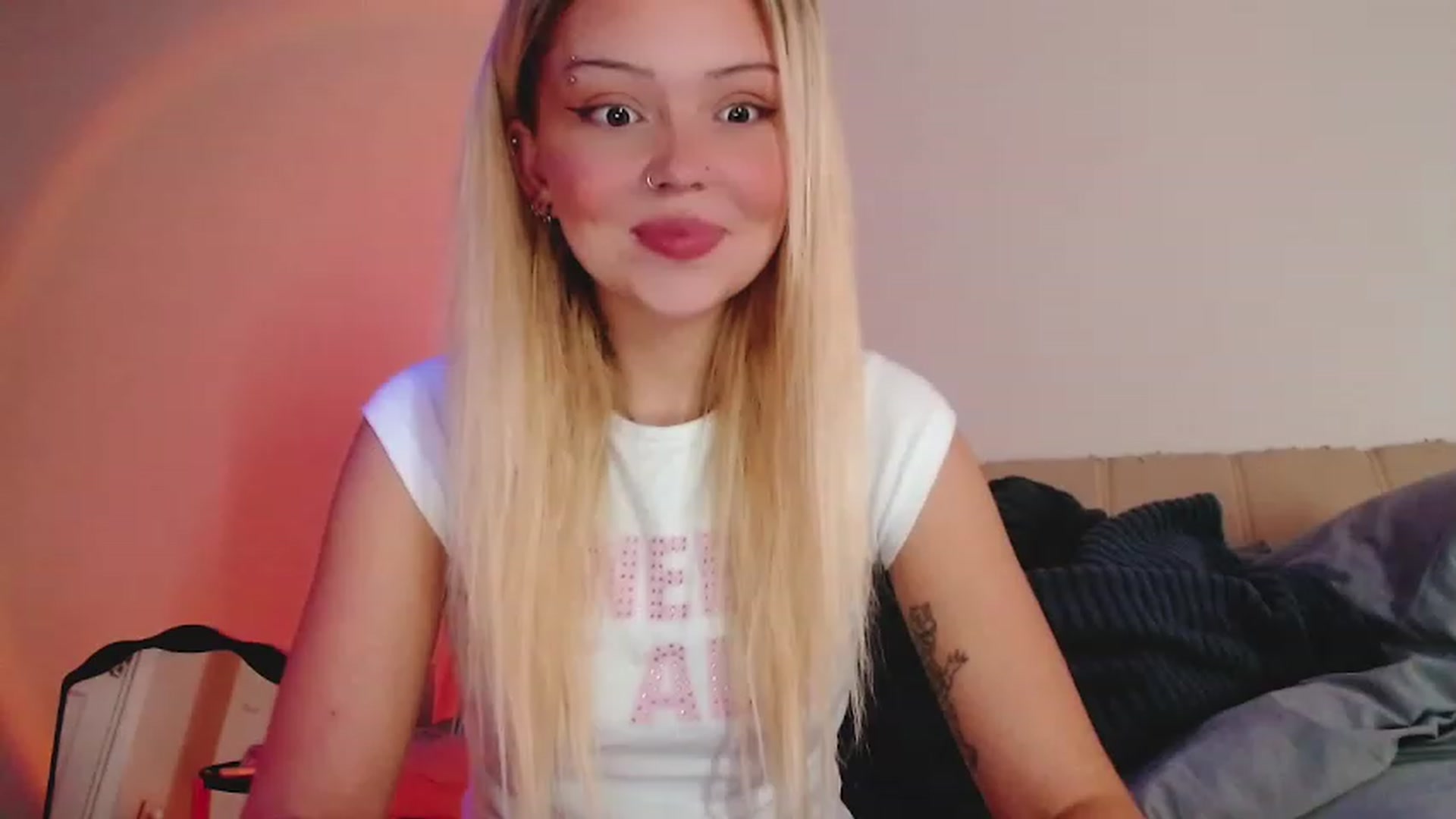 Gallery image thumbnail from Sk8Gurl420's myfreecams stream on, 01/26/2023, 06:17 image 11 of 20