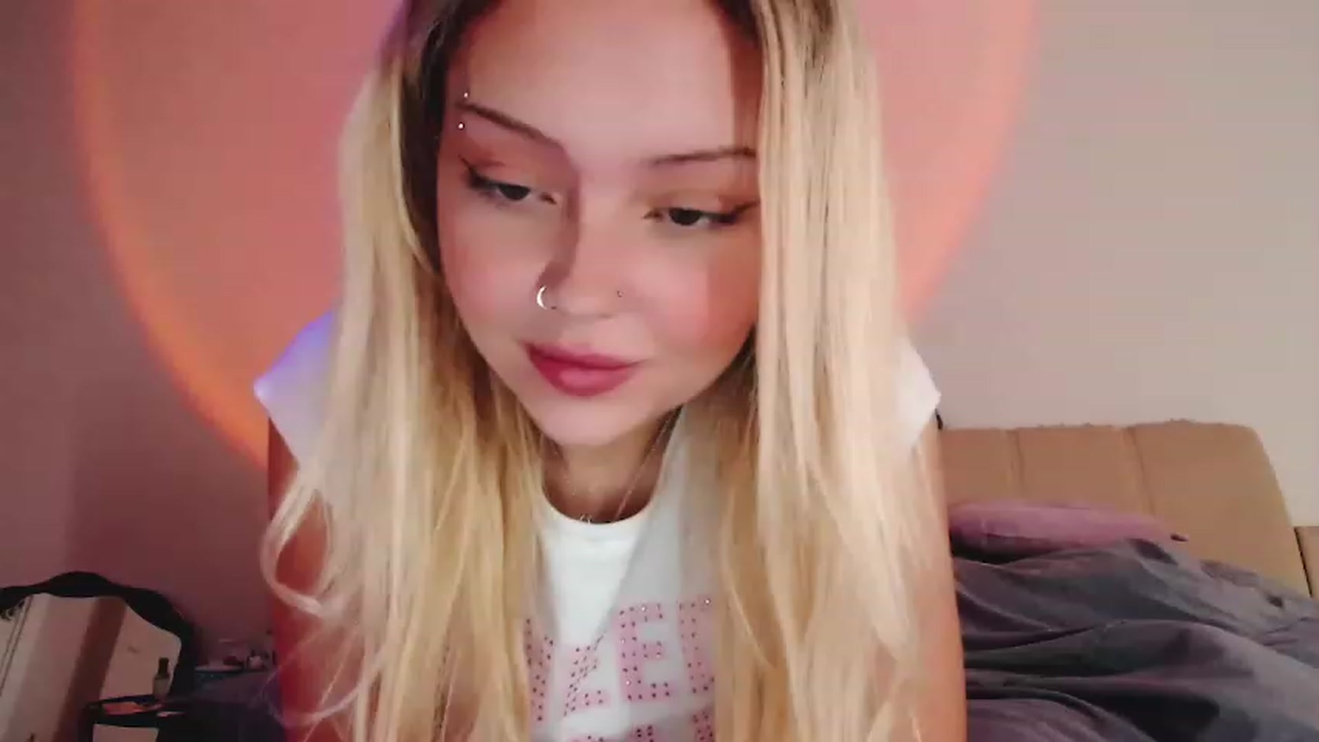 Gallery image thumbnail from Sk8Gurl420's myfreecams stream on, 01/26/2023, 14:36 image 2 of 20