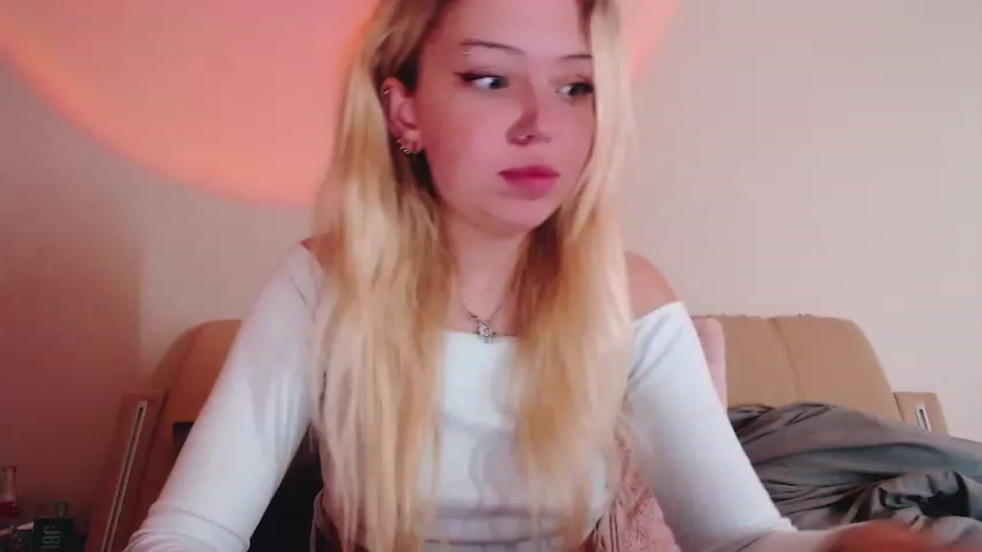 Gallery image thumbnail from Sk8Gurl420's myfreecams stream on, 01/30/2023, 07:38 image 19 of 20