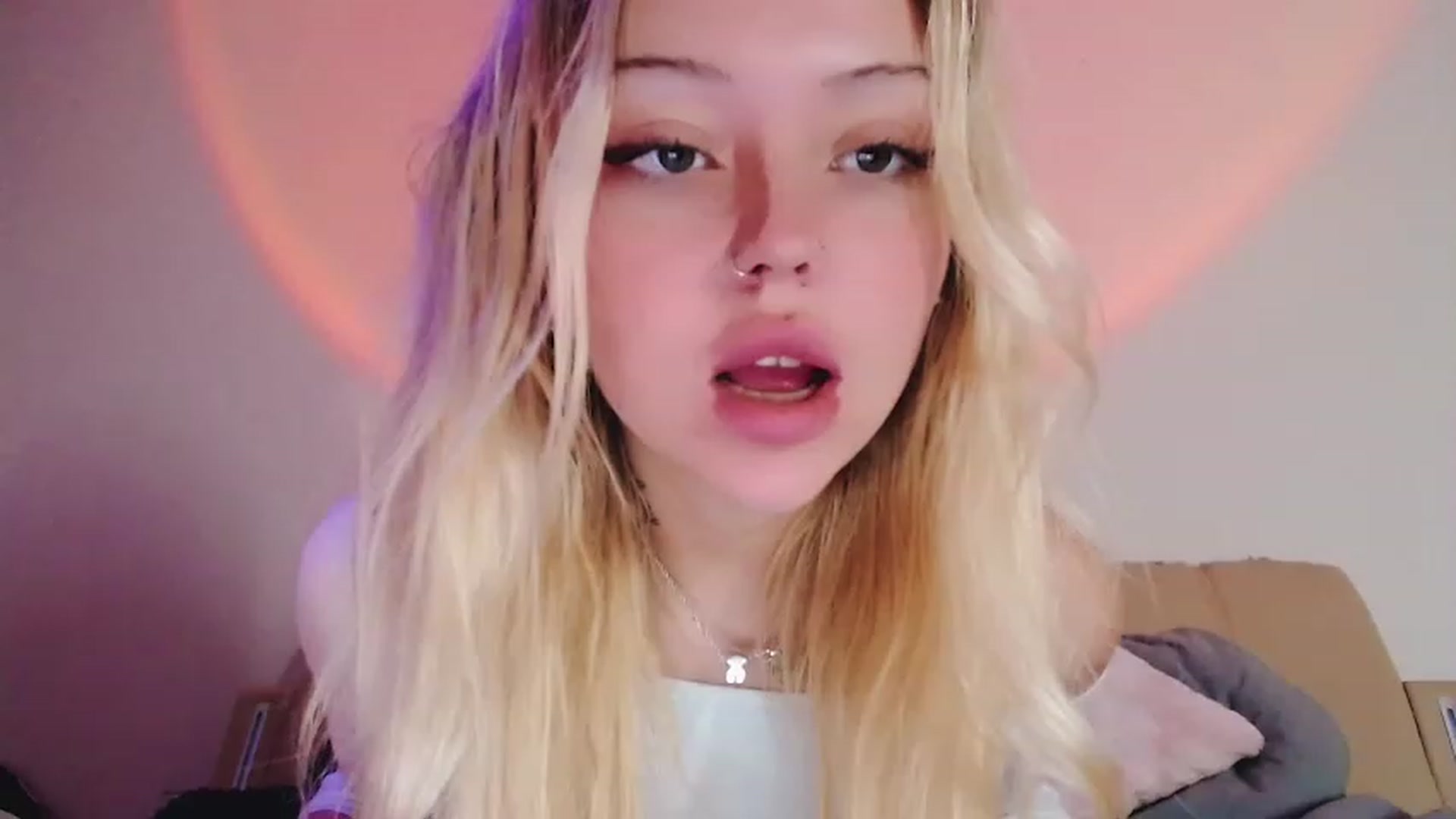 Gallery image thumbnail from Sk8Gurl420's myfreecams stream on, 01/30/2023, 15:20 image 12 of 20