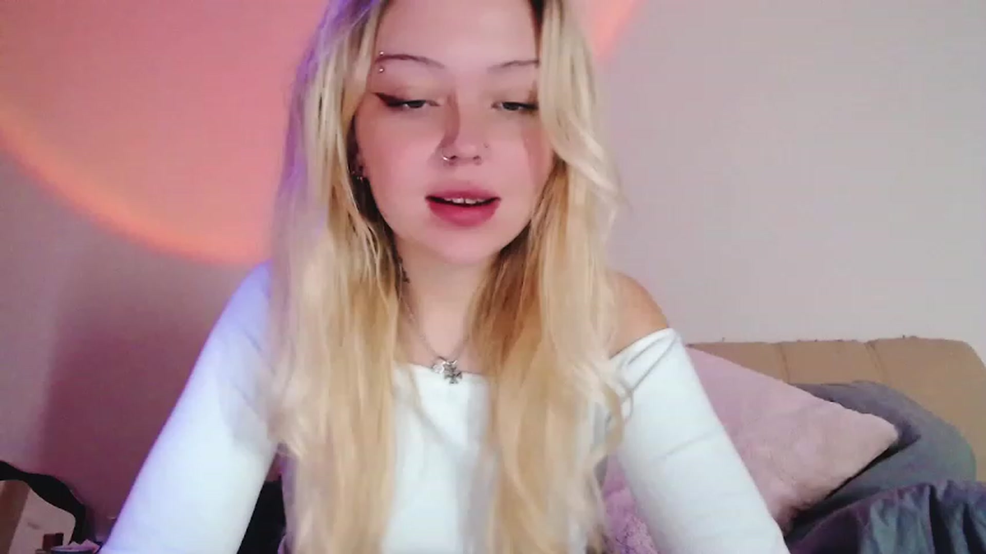 Gallery image thumbnail from Sk8Gurl420's myfreecams stream on, 01/30/2023, 15:41 image 10 of 20