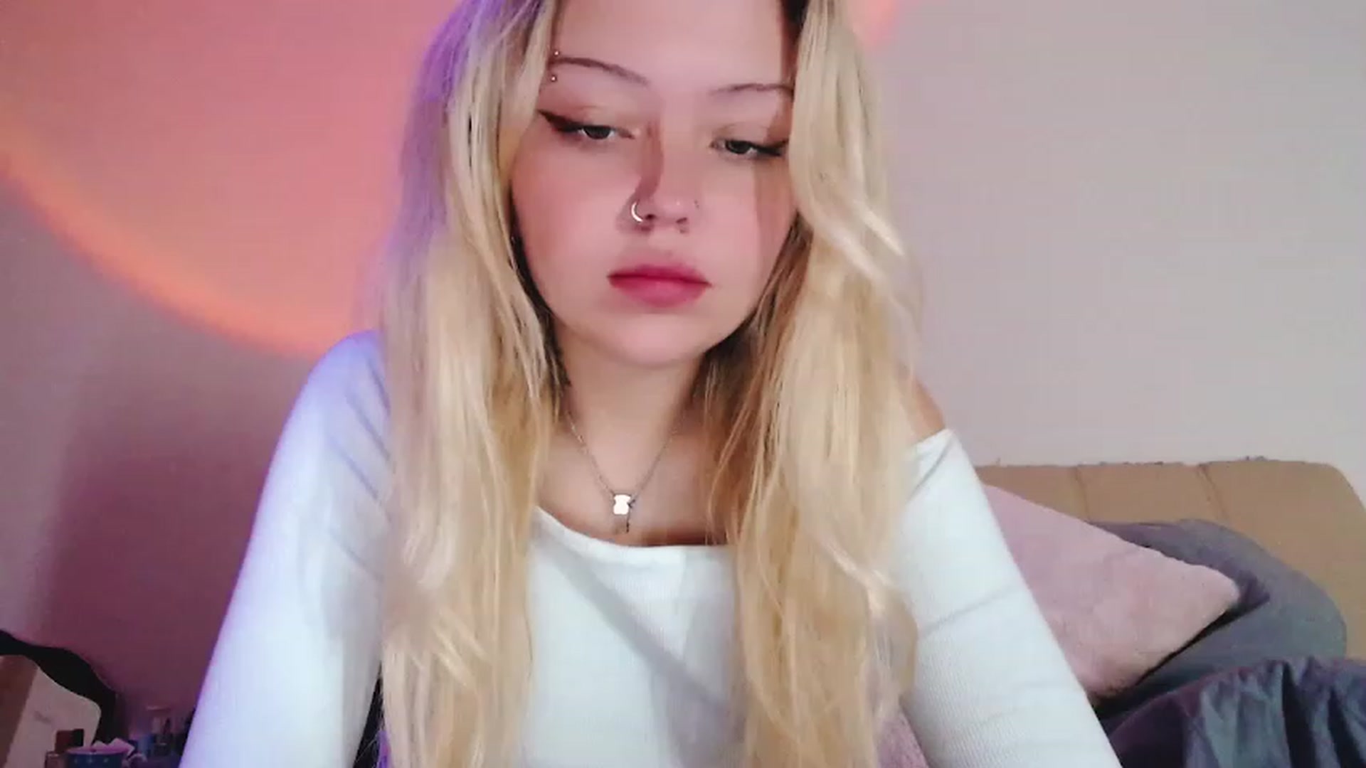 Gallery image thumbnail from Sk8Gurl420's myfreecams stream on, 01/30/2023, 15:41 image 16 of 20