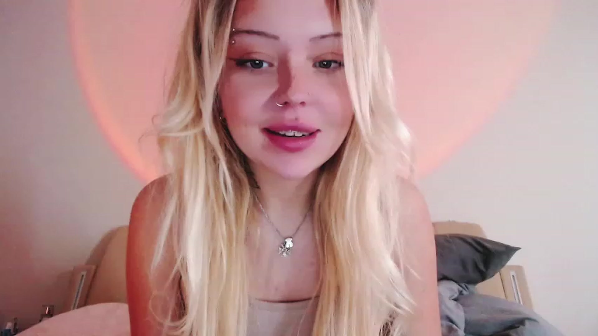 Gallery image thumbnail from Sk8Gurl420's myfreecams stream on, 02/01/2023, 15:26 image 2 of 20
