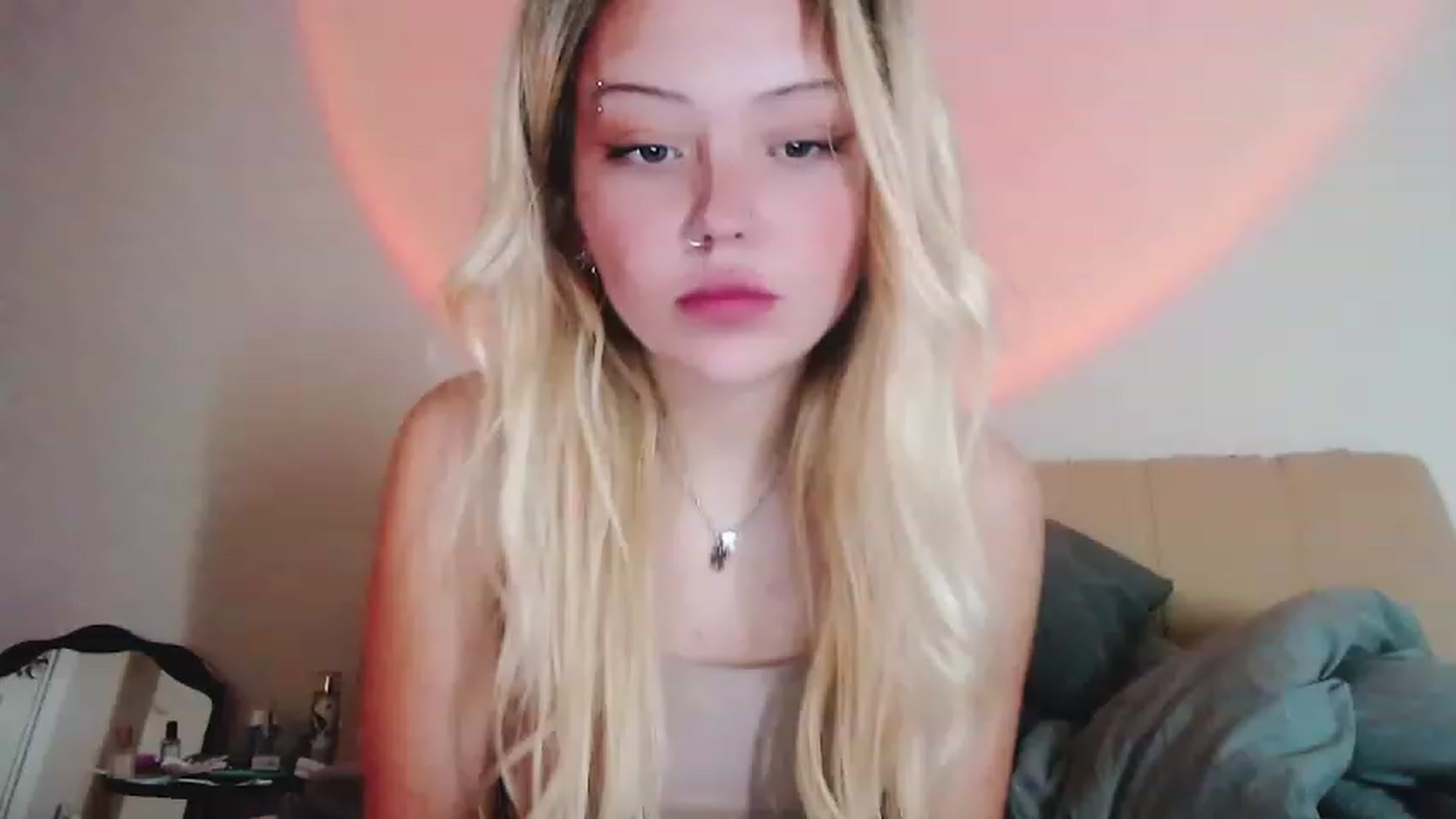 Gallery image thumbnail from Sk8Gurl420's myfreecams stream on, 02/01/2023, 16:04 image 20 of 20