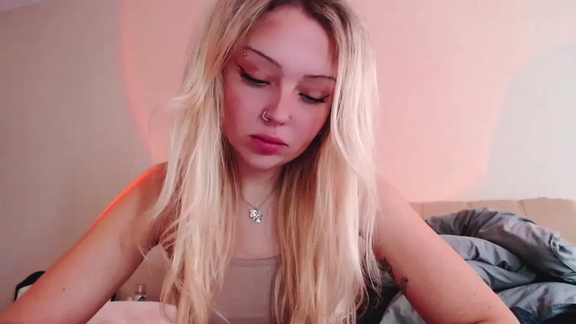 Gallery image thumbnail from Sk8Gurl420's myfreecams stream on, 02/02/2023, 09:33 image 5 of 20