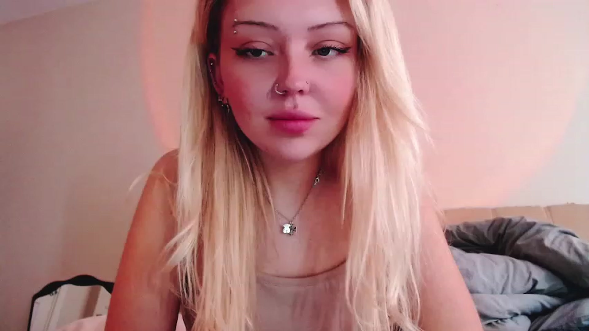 Gallery image thumbnail from Sk8Gurl420's myfreecams stream on, 02/02/2023, 09:33 image 20 of 20