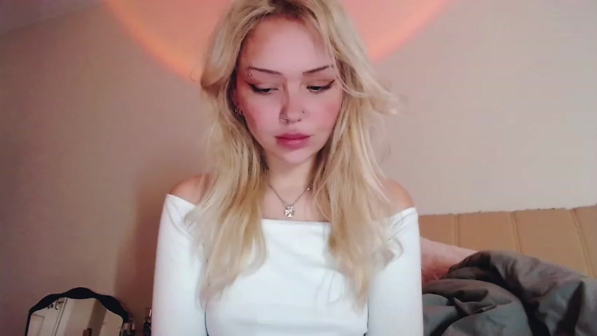 Gallery image thumbnail from Sk8Gurl420's myfreecams stream on, 02/06/2023, 06:52 image 7 of 20
