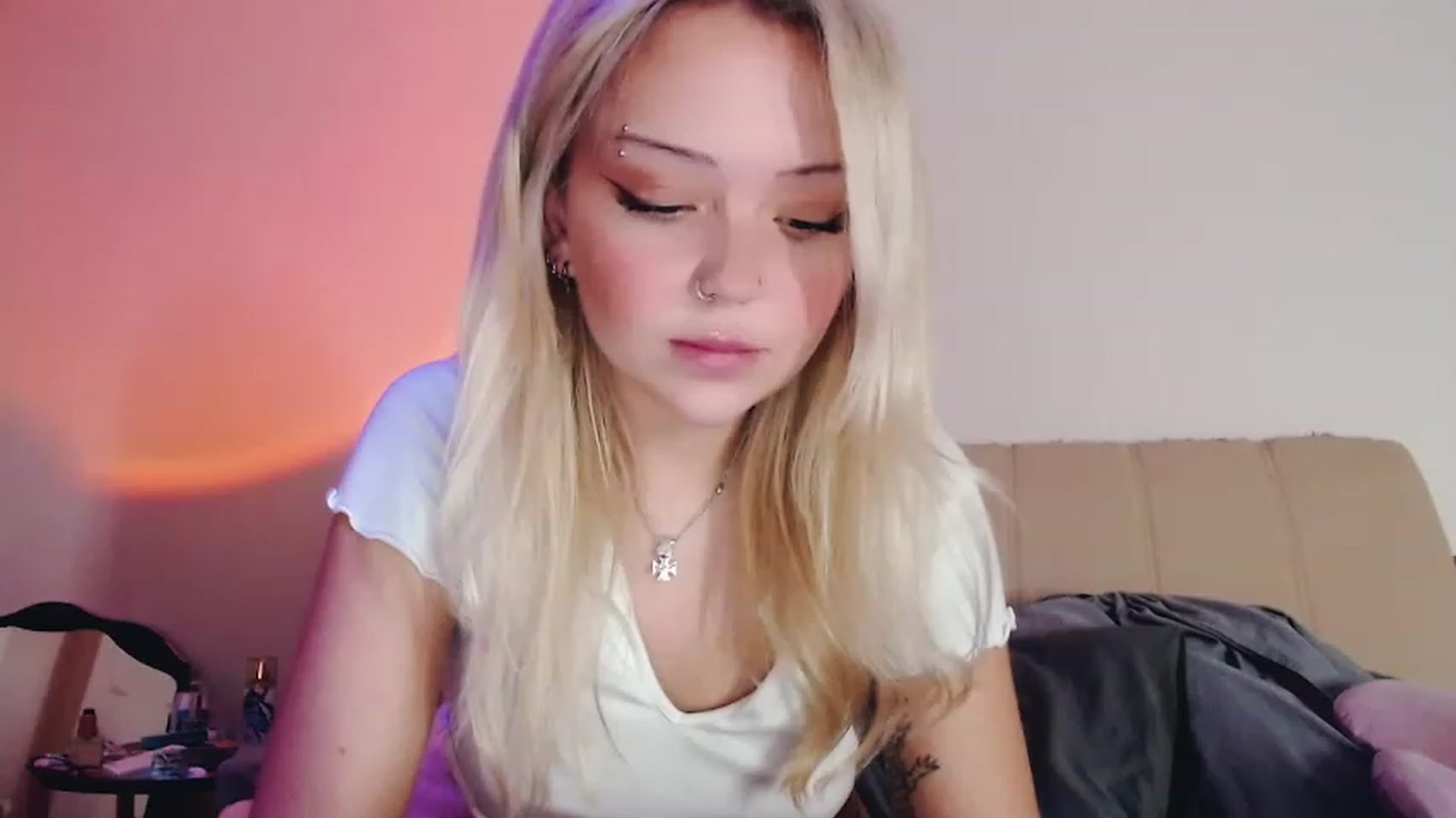 Gallery image thumbnail from Sk8Gurl420's myfreecams stream on, 02/06/2023, 19:48 image 19 of 20