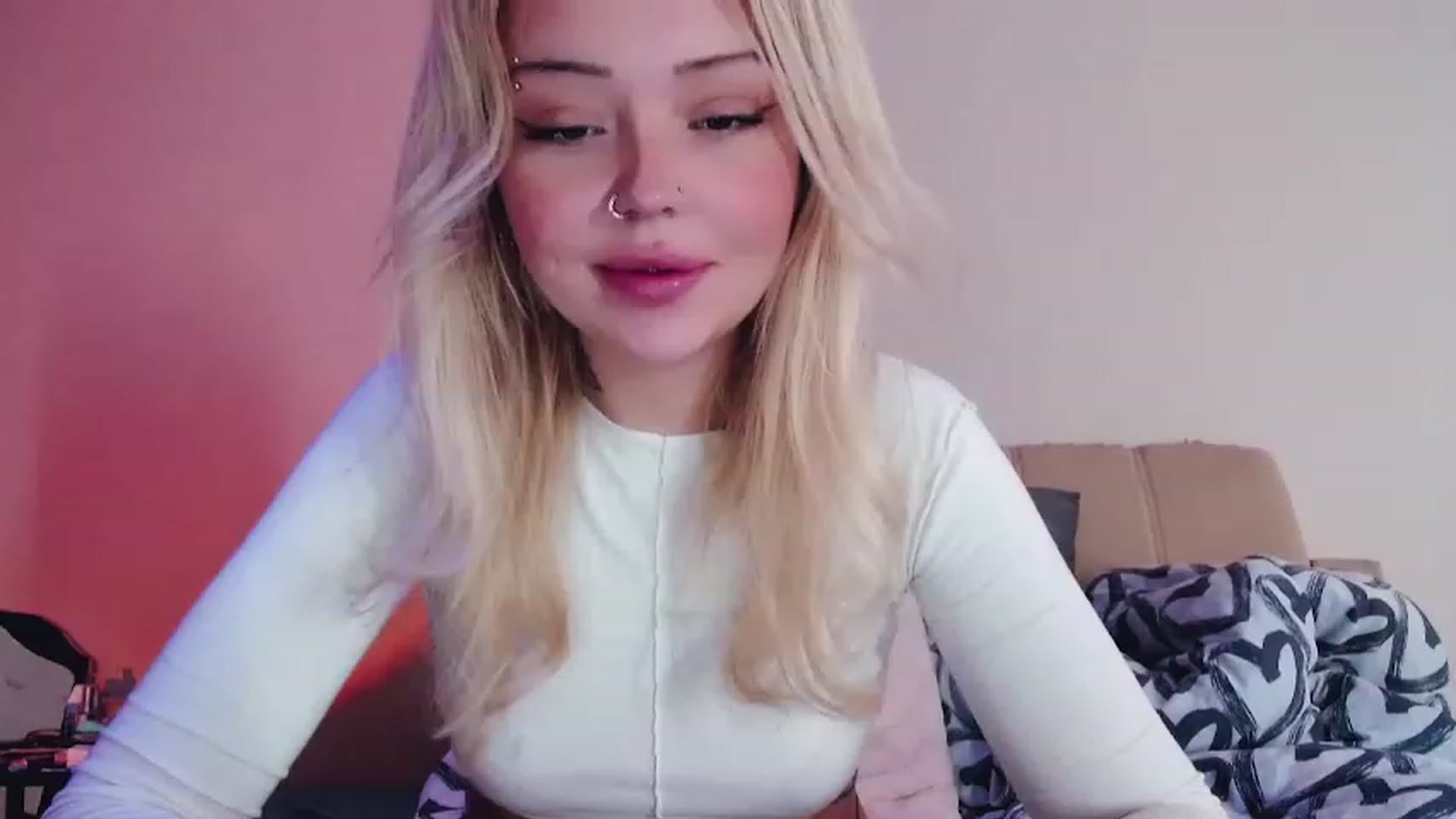 Gallery image thumbnail from Sk8Gurl420's myfreecams stream on, 02/10/2023, 07:35 image 7 of 20